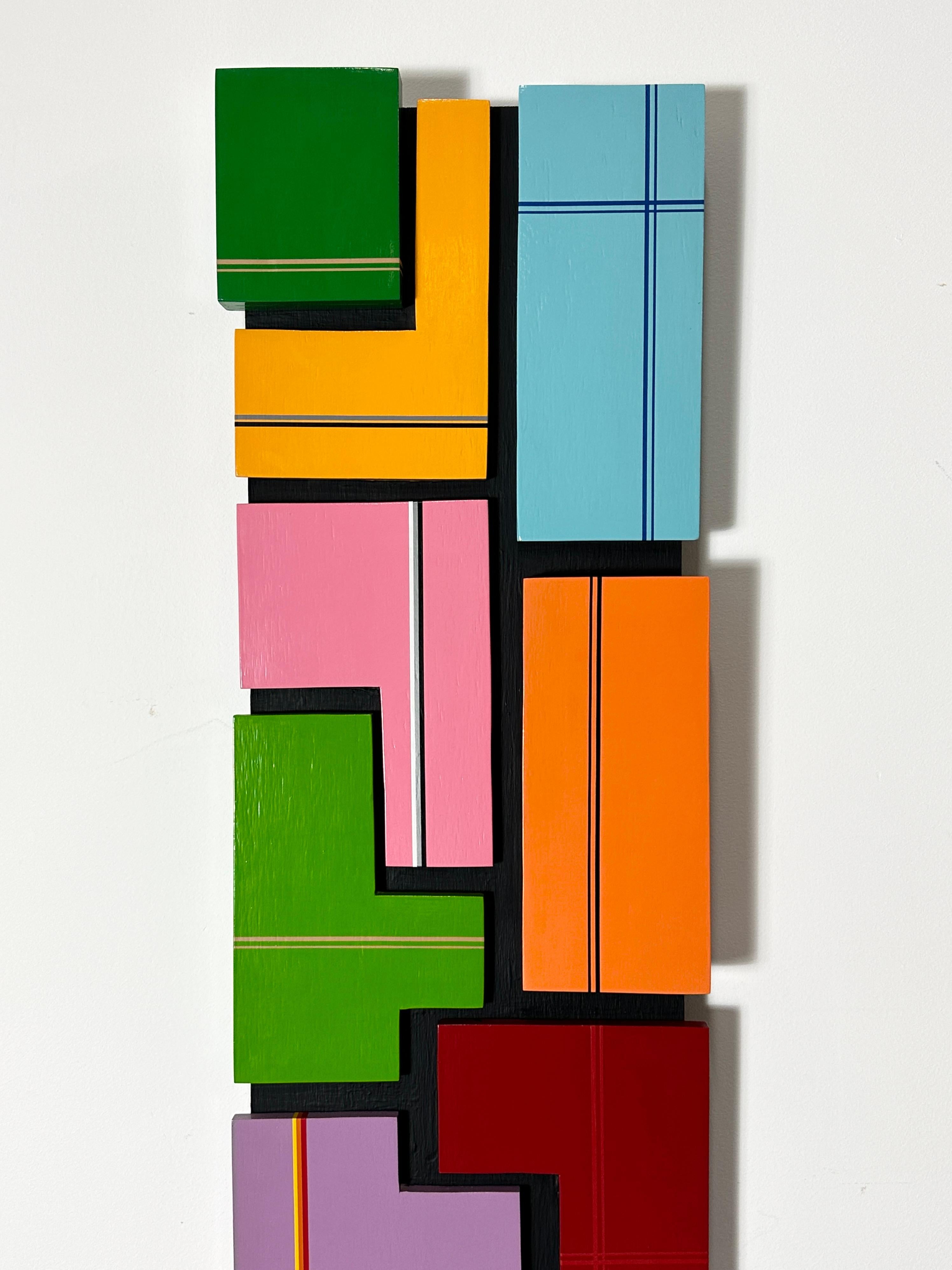 Sculpture murale verticale abstraite et moderne en blocs de couleurs signée 78