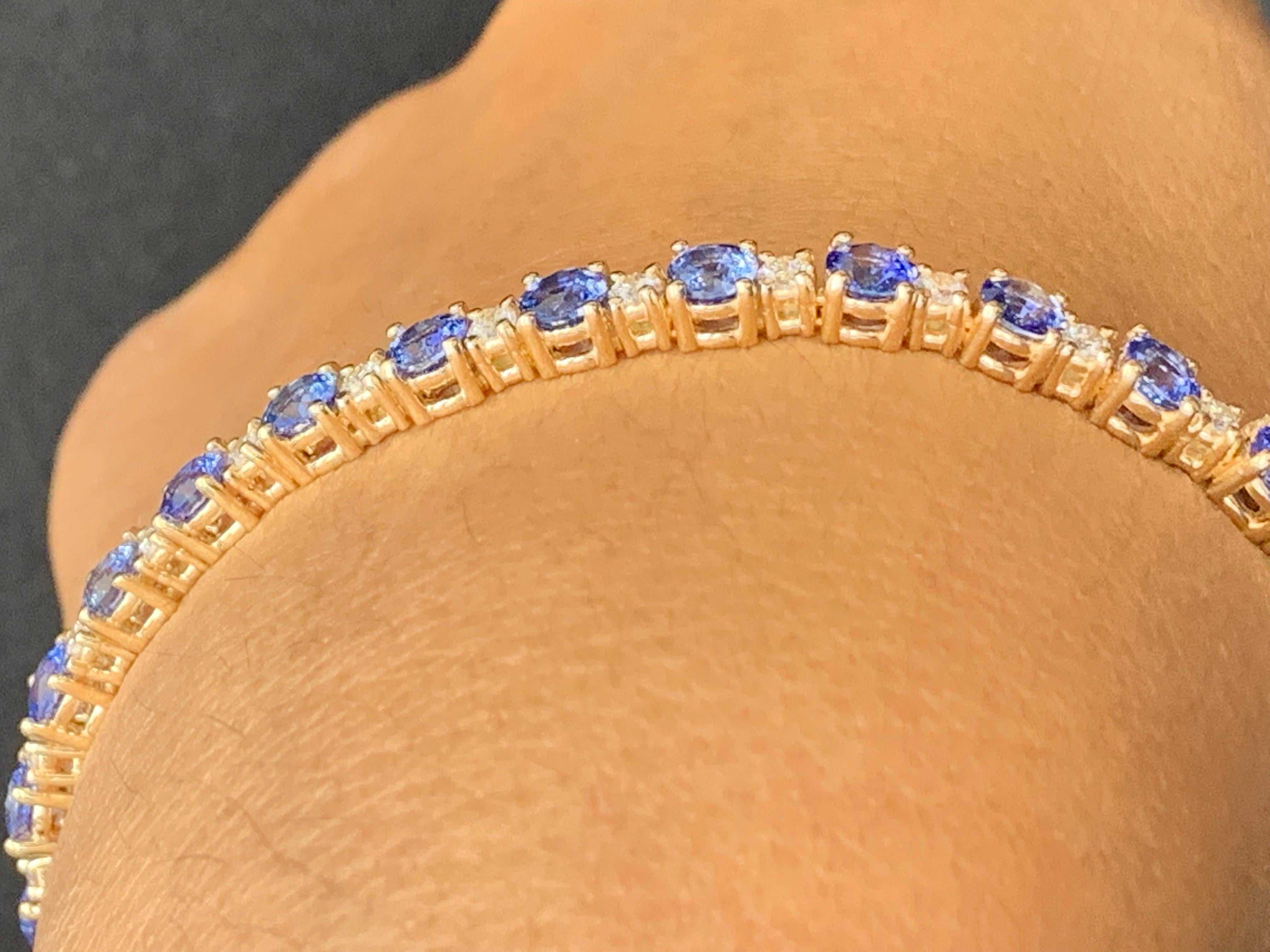 Brilliant Cut 7.80 Carat Alternating Sapphire and Diamond Tennis Bracelet in 14K Yellow Gold For Sale