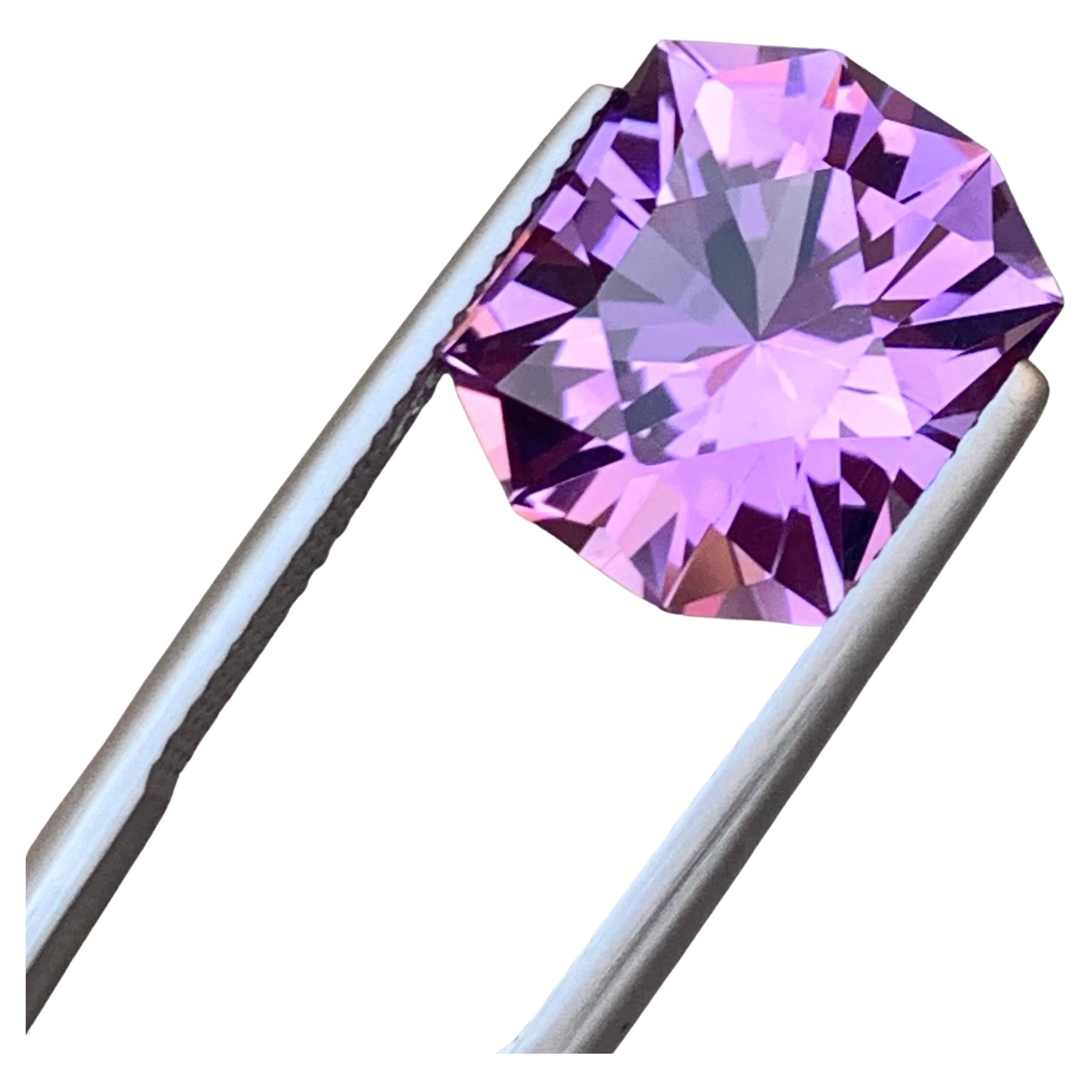 7.80 Carat Loose Purple Amethyst Custom Precision Cut Natural Brazilian Gemstone (Améthyste violette en vrac taillée avec précision) en vente