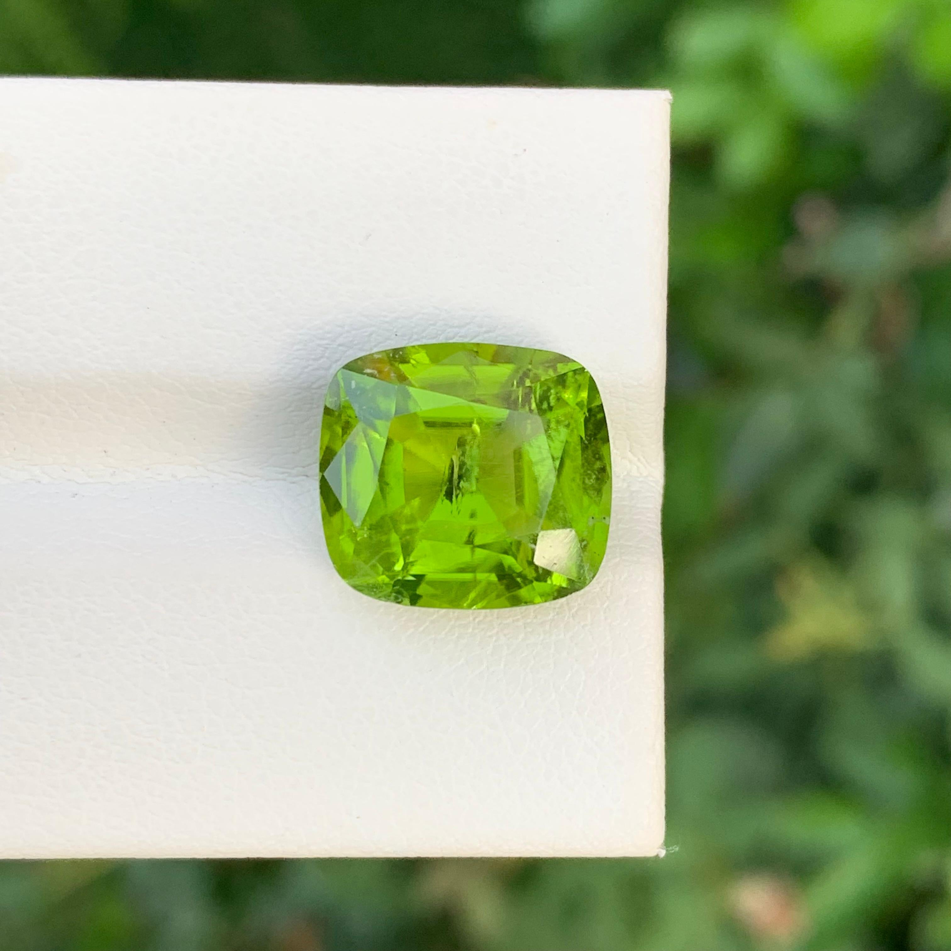 7.80 quilates de peridoto verde manzana natural suelto en forma de cojín para joyería Corte cojín en venta