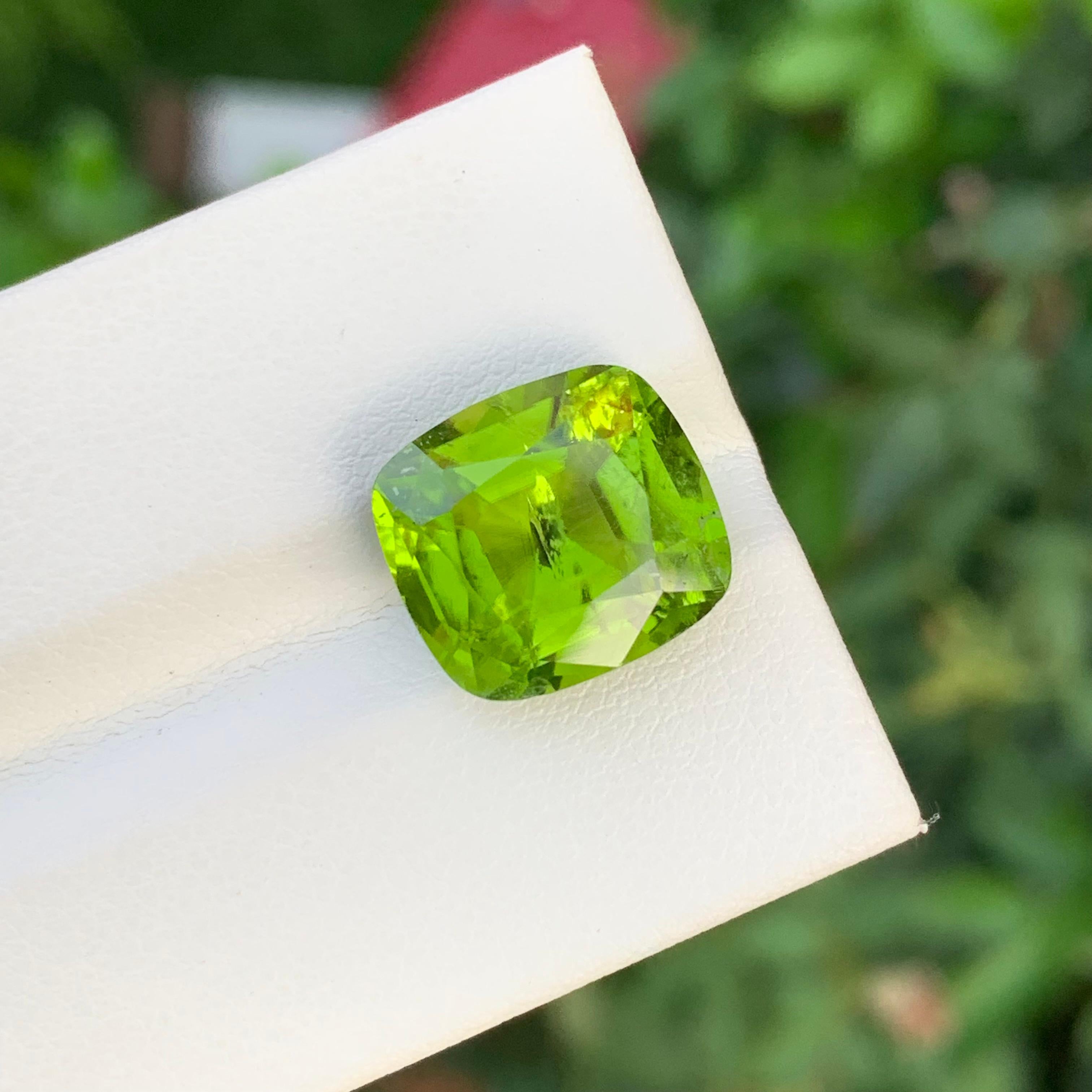7.80 quilates de peridoto verde manzana natural suelto en forma de cojín para joyería en Nuevo estado para la venta en Peshawar, PK