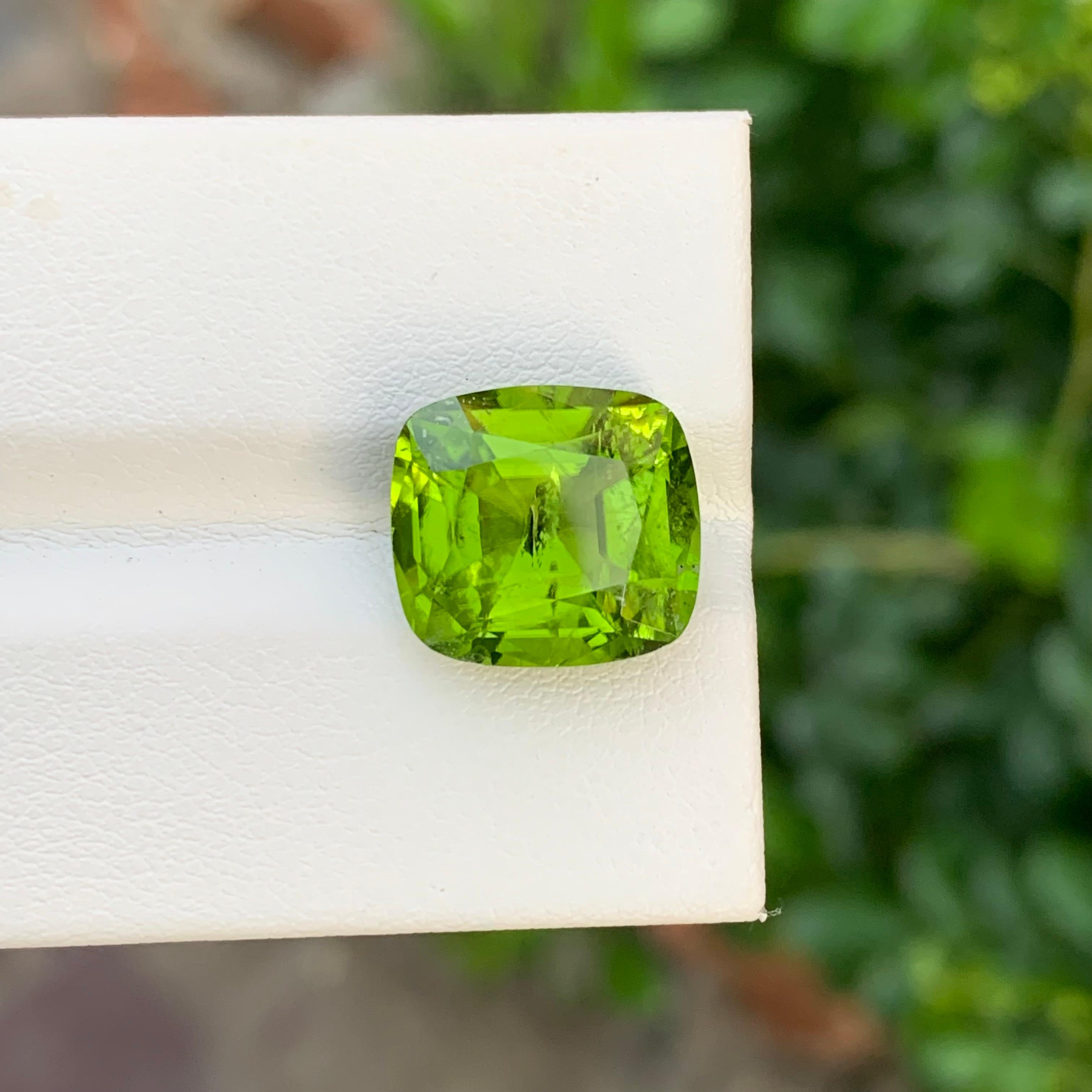 7.80 quilates de peridoto verde manzana natural suelto en forma de cojín para joyería en venta 3