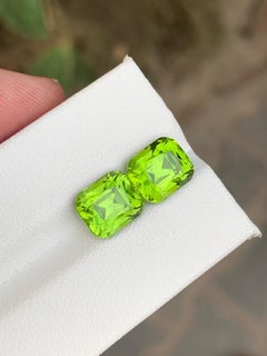 7.80 Carat Natural Loose Peridot Pair For Jewellery Making