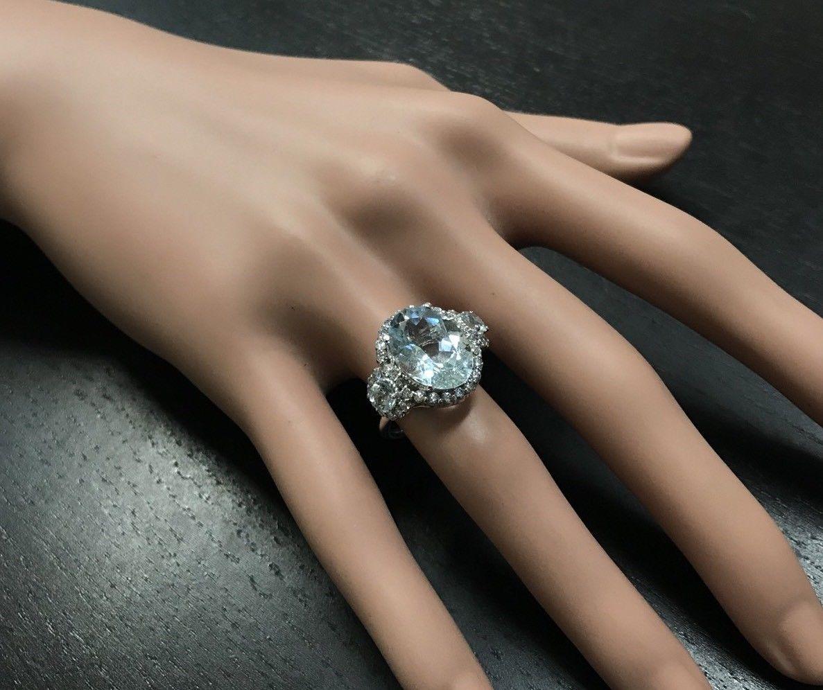 Exquisito anillo de oro blanco macizo de 14 quilates con aguamarina natural y diamantes de 7,80 quilates en venta 1