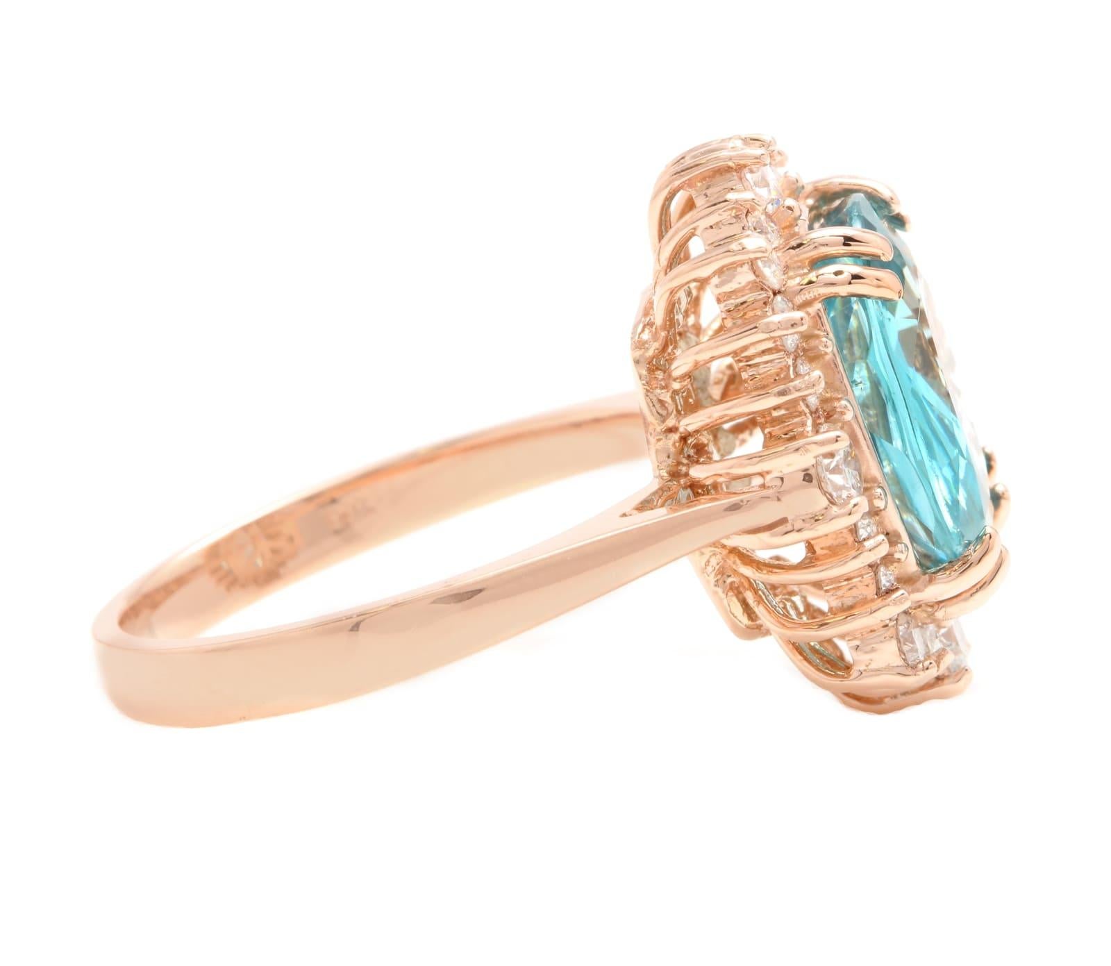 Taille mixte Bague en or rose massif 14 carats avec zircon bleu naturel de 7,80 carats et diamants en vente