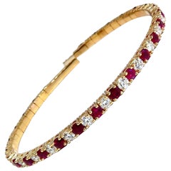 Bracelet jonc flexible en or 14 carats avec diamants et rubis naturel de taille ronde de 7,80 carats