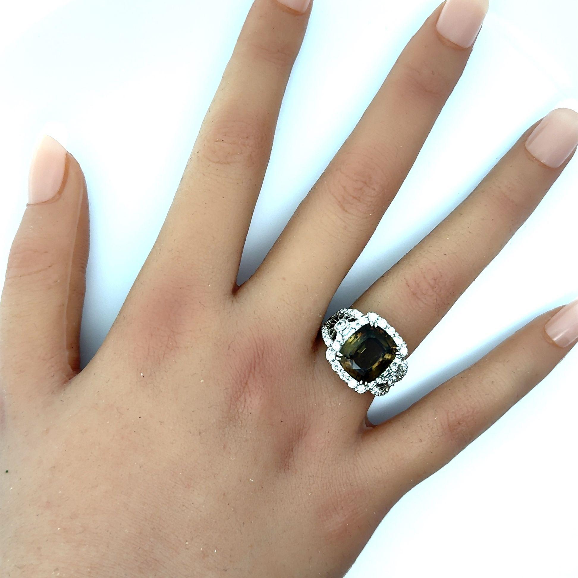 7.81 Carat Alexandrite Diamond 18k White Gold Ring, GIA Certified In New Condition In Beverly Hills, CA