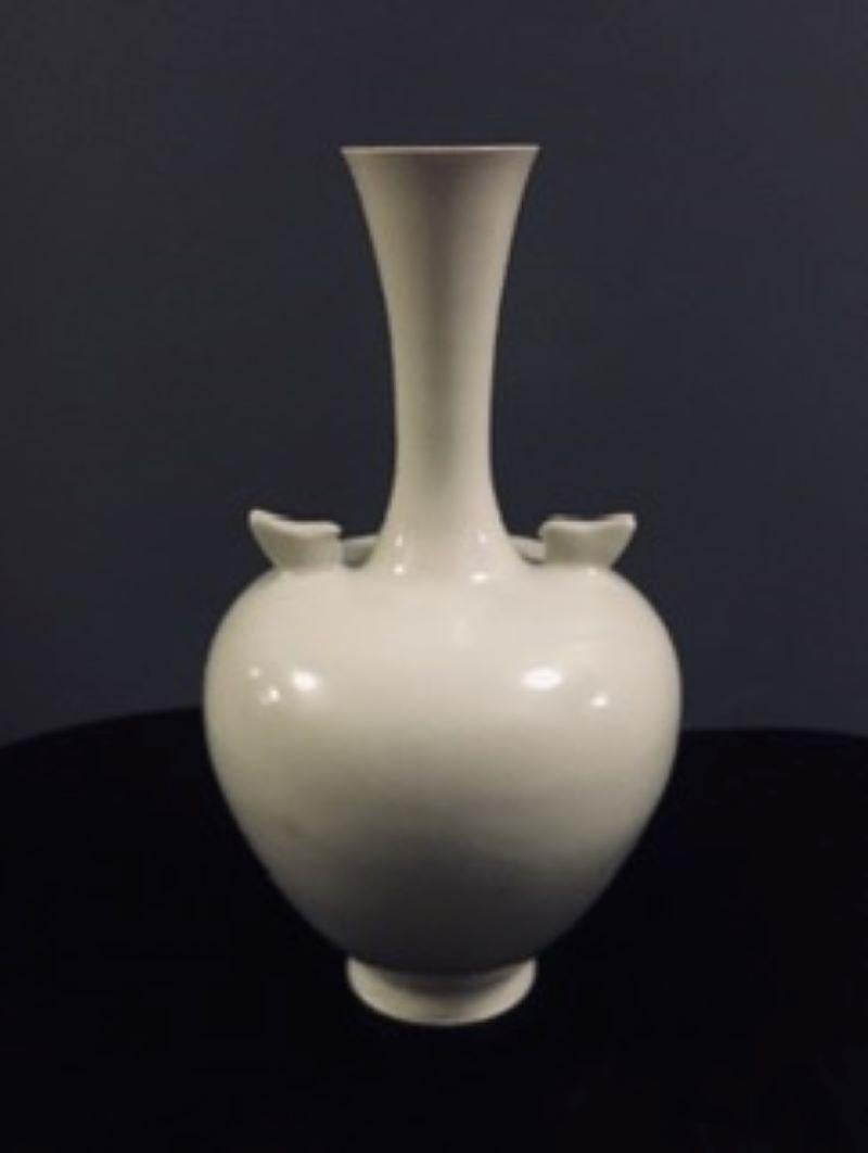 20th Century 781 Japanese Mashiko-ware White Porcelain Glaze Vase For Sale