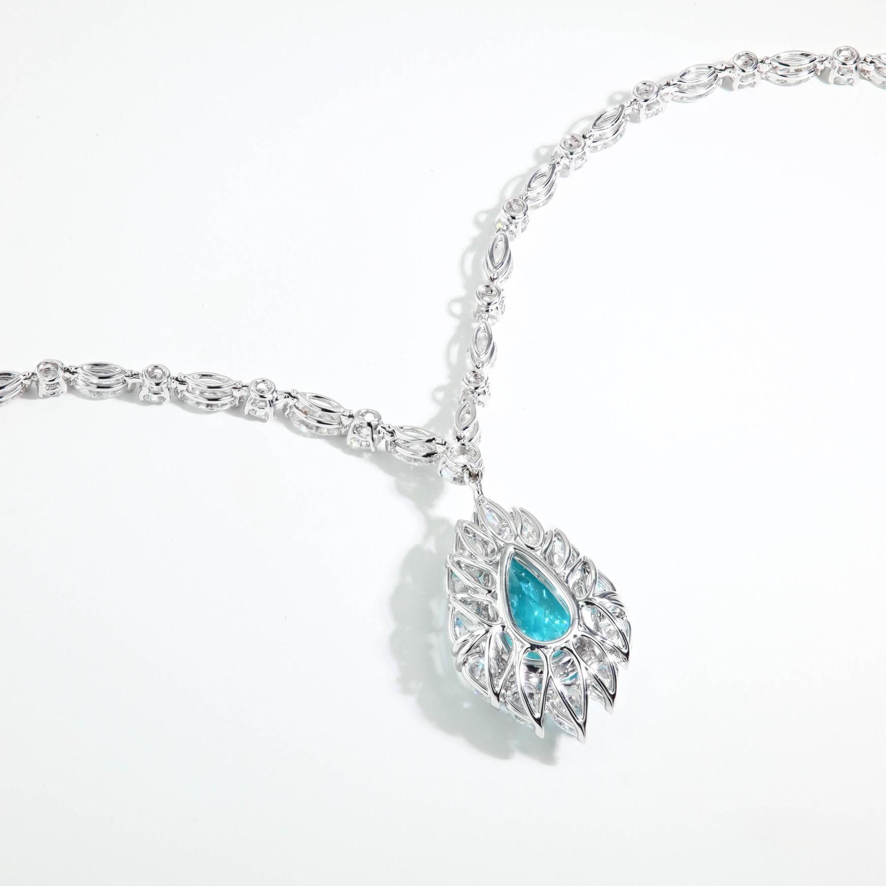 Halskette mit 7,81 Karat Paraiba-Turmalin und 7,56 Karat Diamant (Tropfenschliff) im Angebot