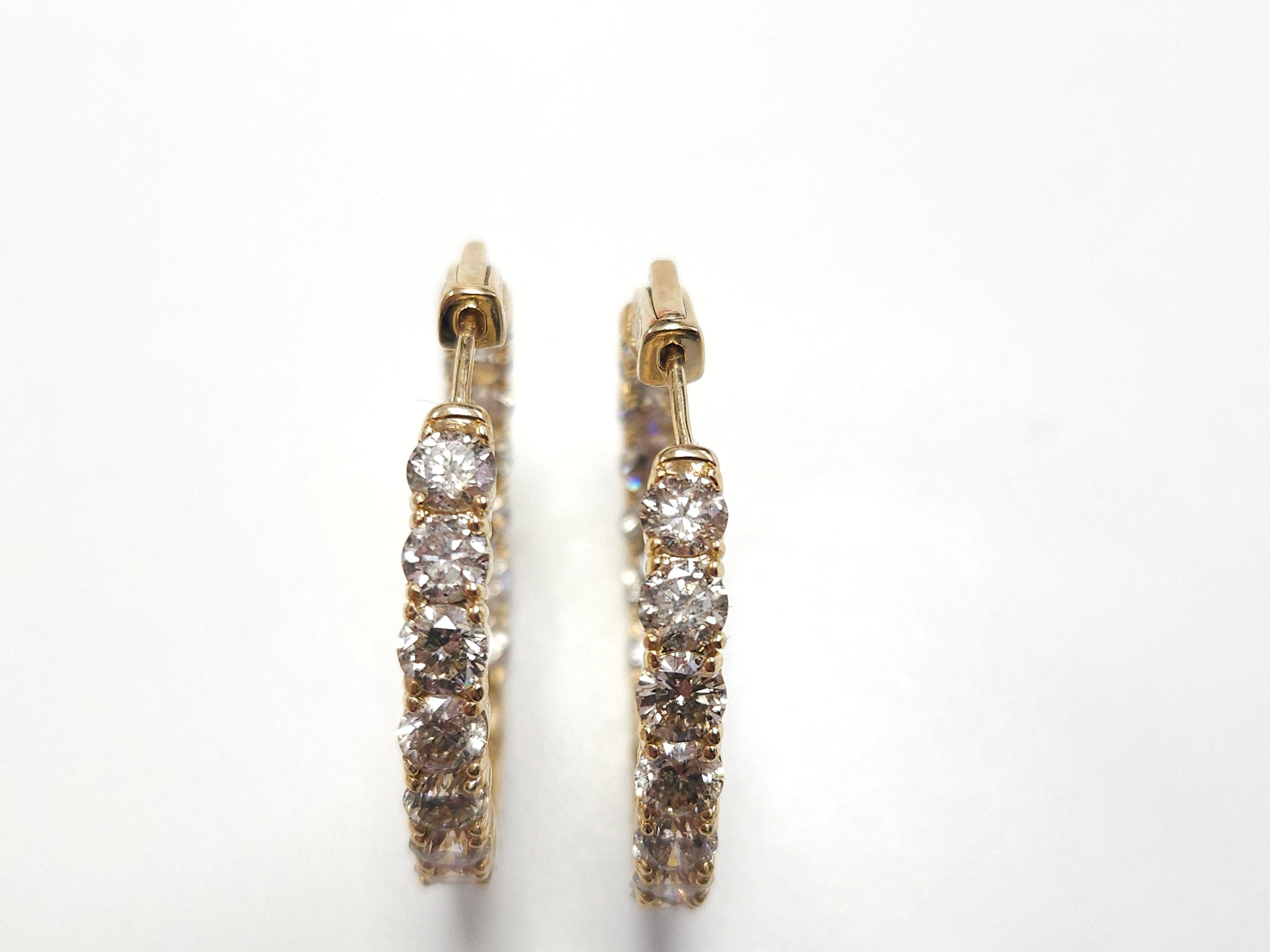 Women's 7.82 Carat Diamond Huggie Hoops Earrings 14 Karat Yellow Gold For Sale