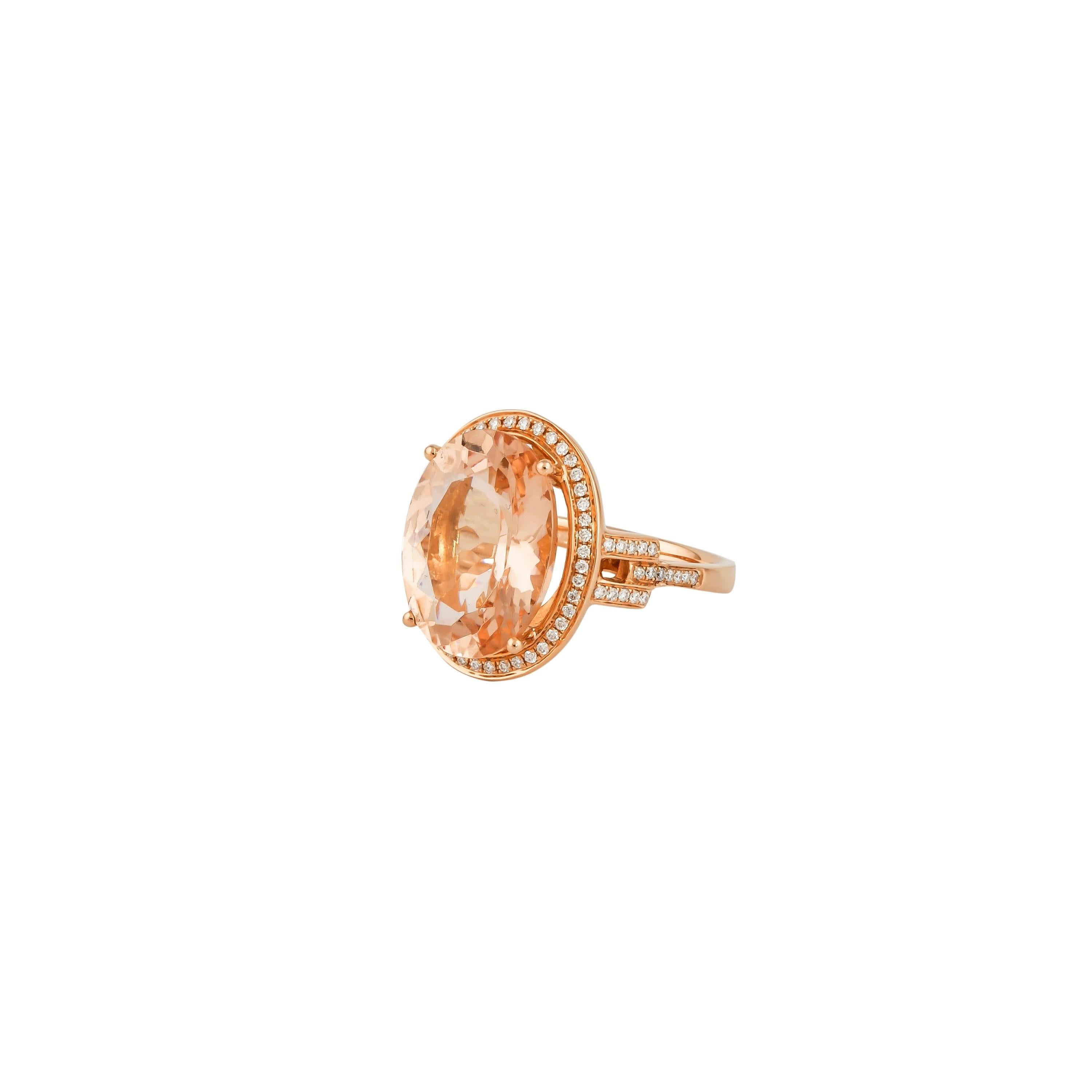 Contemporary 7.8 Carat Morganite Ring in 18 Karat Rose Gold with Diamond For Sale