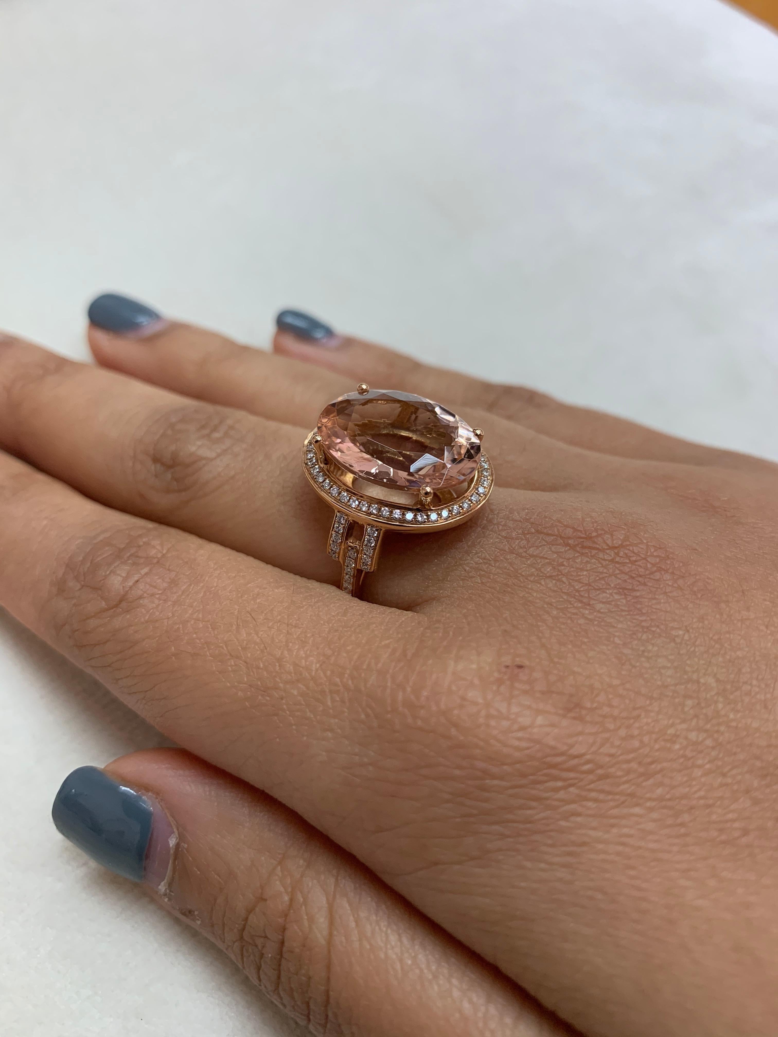 7.8 Carat Morganite Ring in 18 Karat Rose Gold with Diamond In New Condition For Sale In Hong Kong, HK