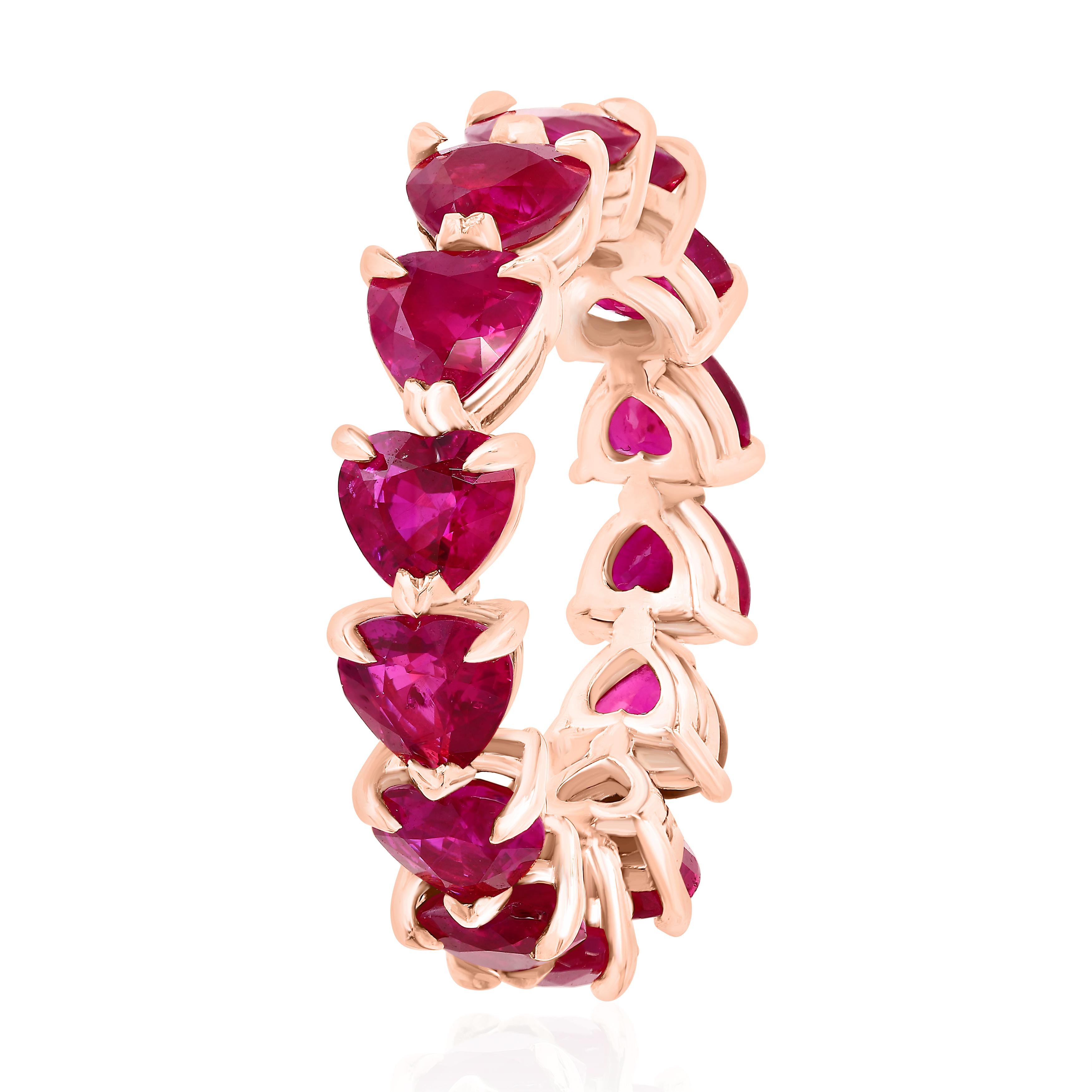 Statement Heart Shape Eternity Band.

This beautiful Ring features 14 