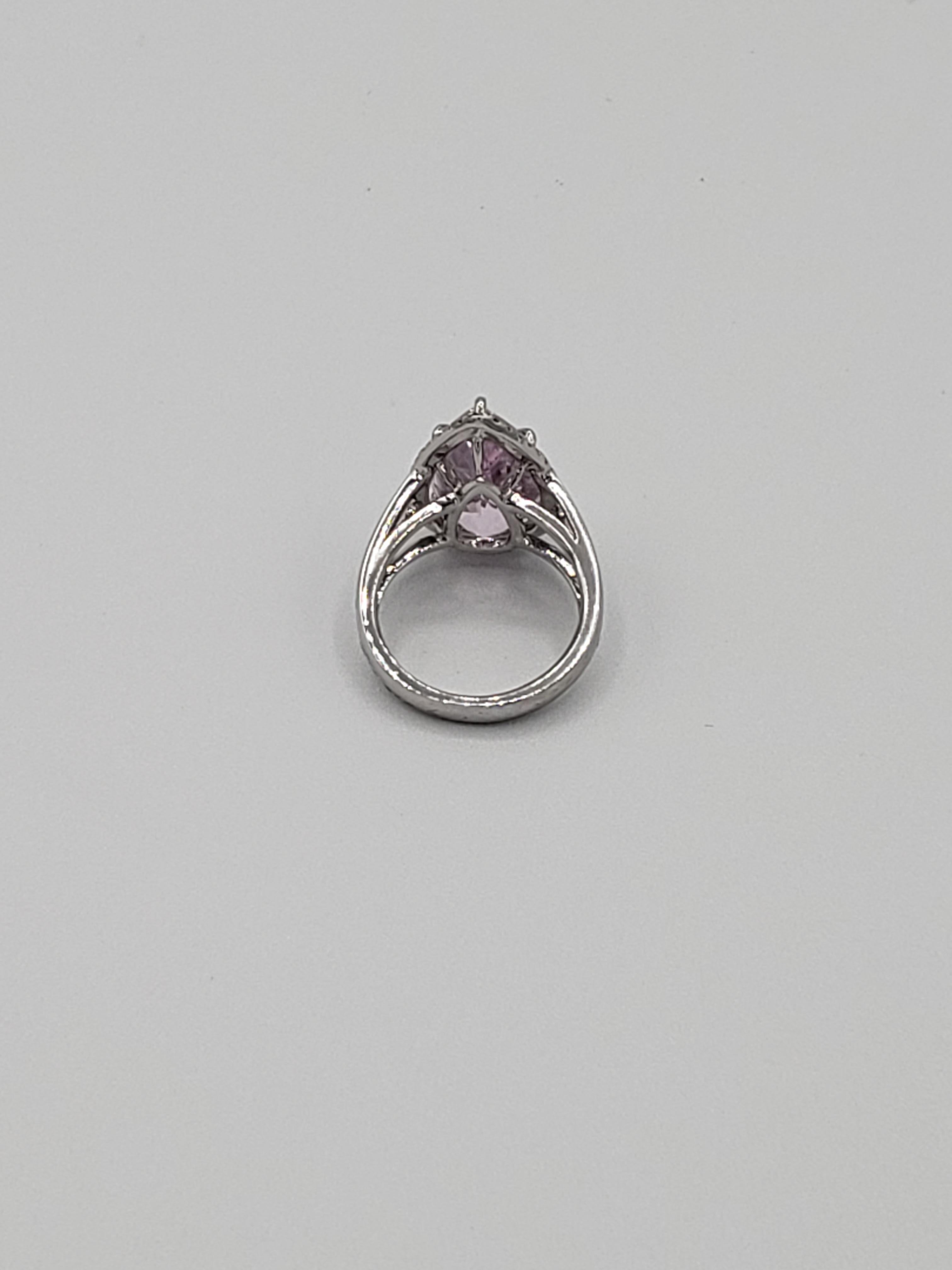 NEW CERTIFIED Natural Kunzite 7.83 Ct and Diamond Ring in 14k White Gold For Sale 2