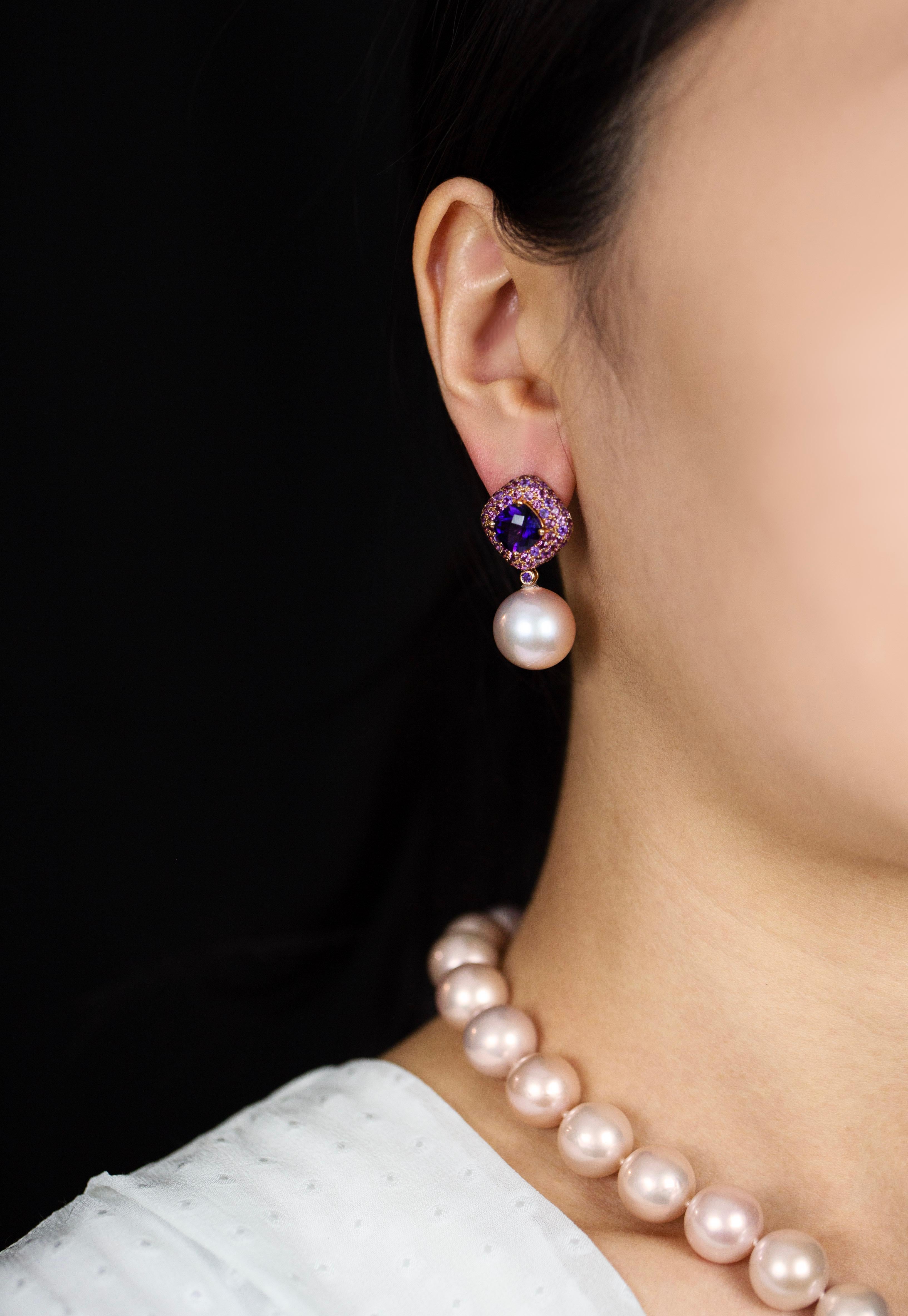 7,84 Karat Granat und Amethyst mit baumelnden rosa Perlen-Ohrringen im Zustand „Neu“ im Angebot in New York, NY