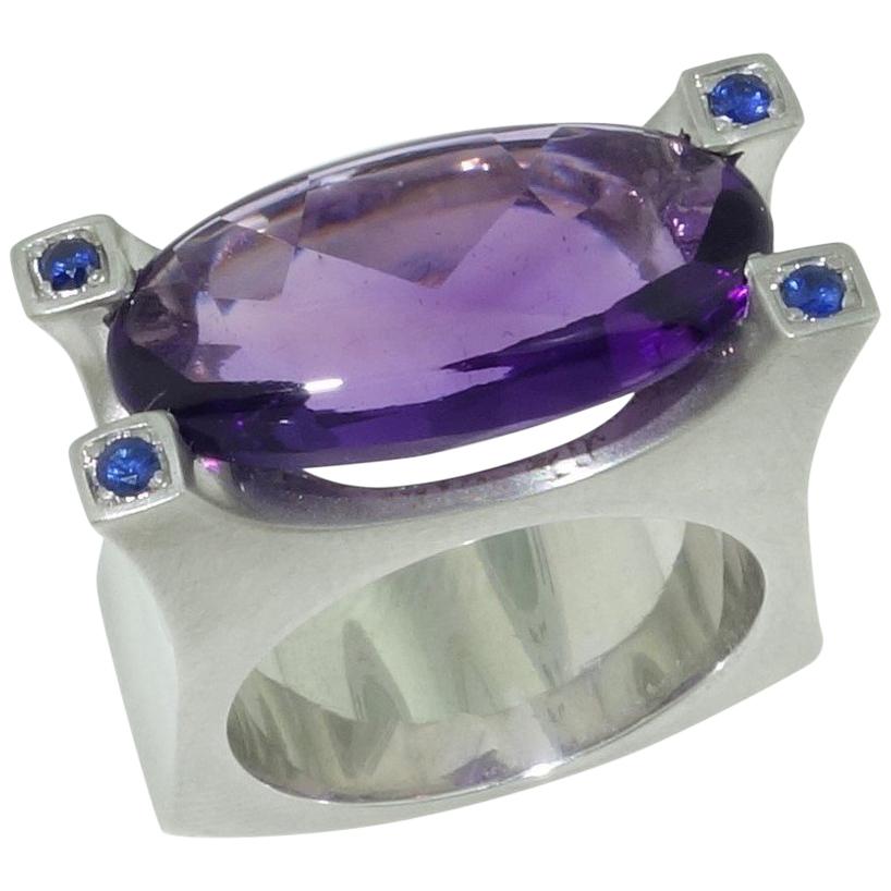 7.85 Carat Amethyst and Blue Sapphire Solitaire Statement Ring For Sale