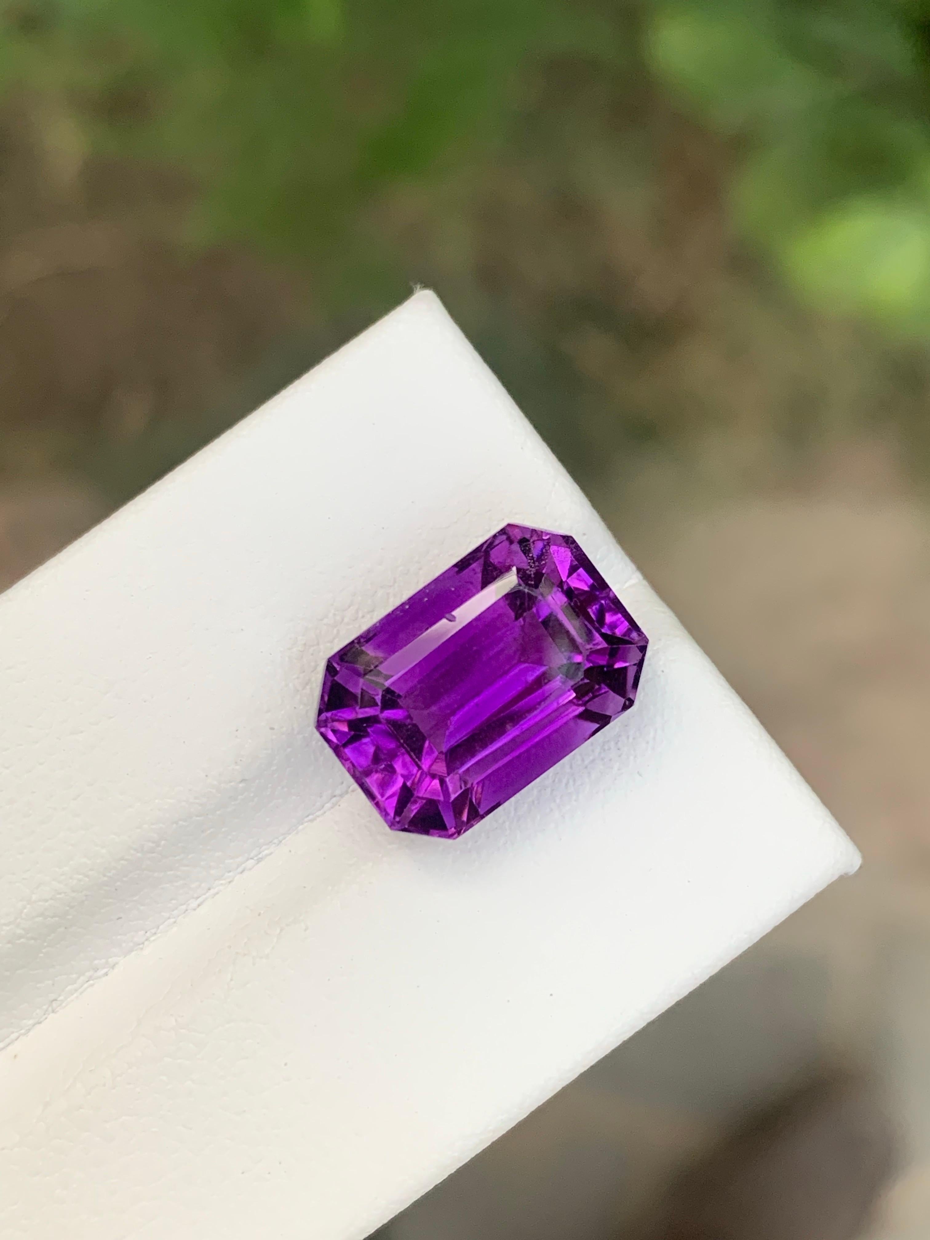 Ametista naturale sfusa da 7,85 carati a forma di ottagono dal Brasile in vendita 5