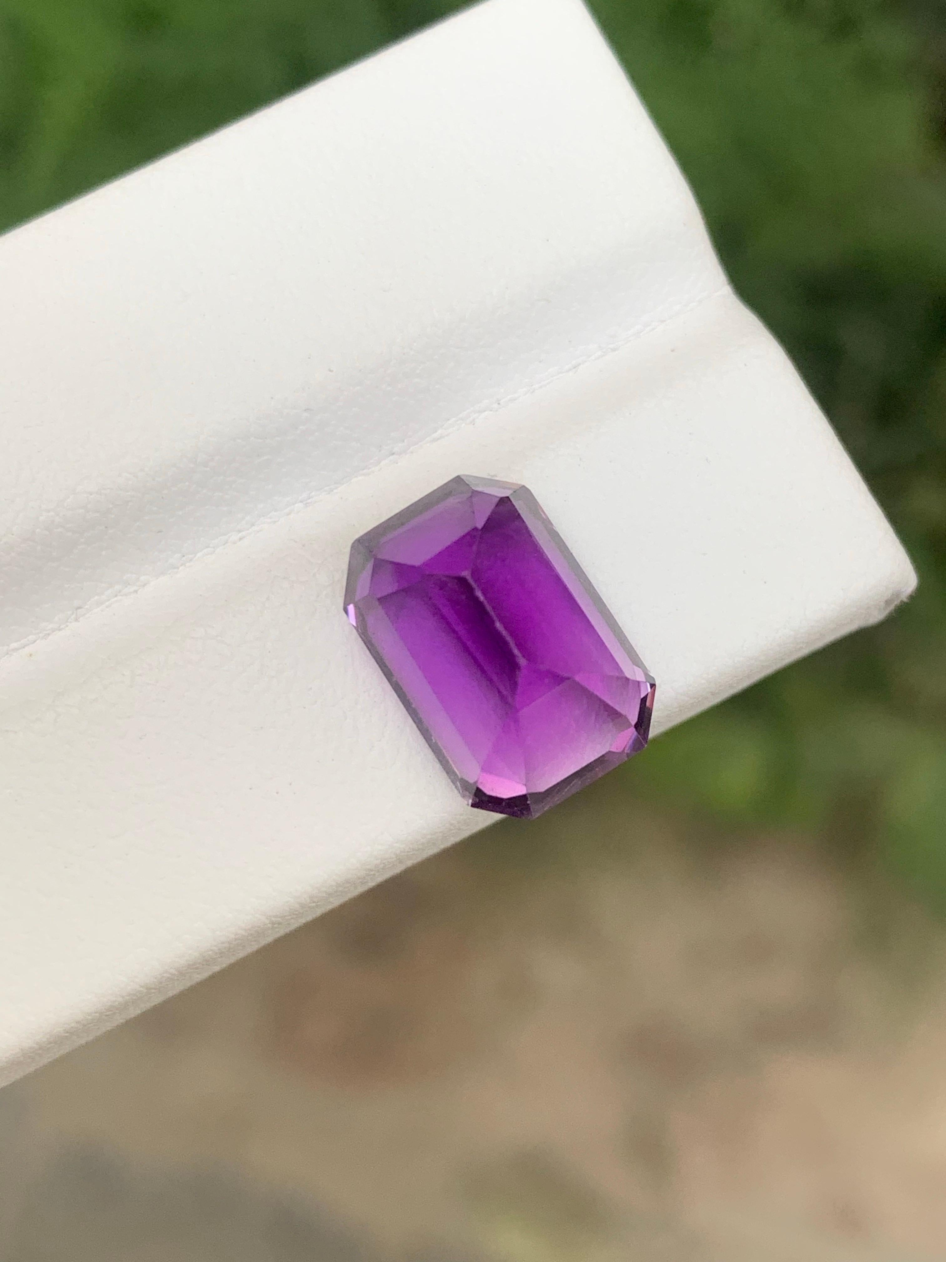 Ametista naturale sfusa da 7,85 carati a forma di ottagono dal Brasile In condizioni Nuovo in vendita a Peshawar, PK