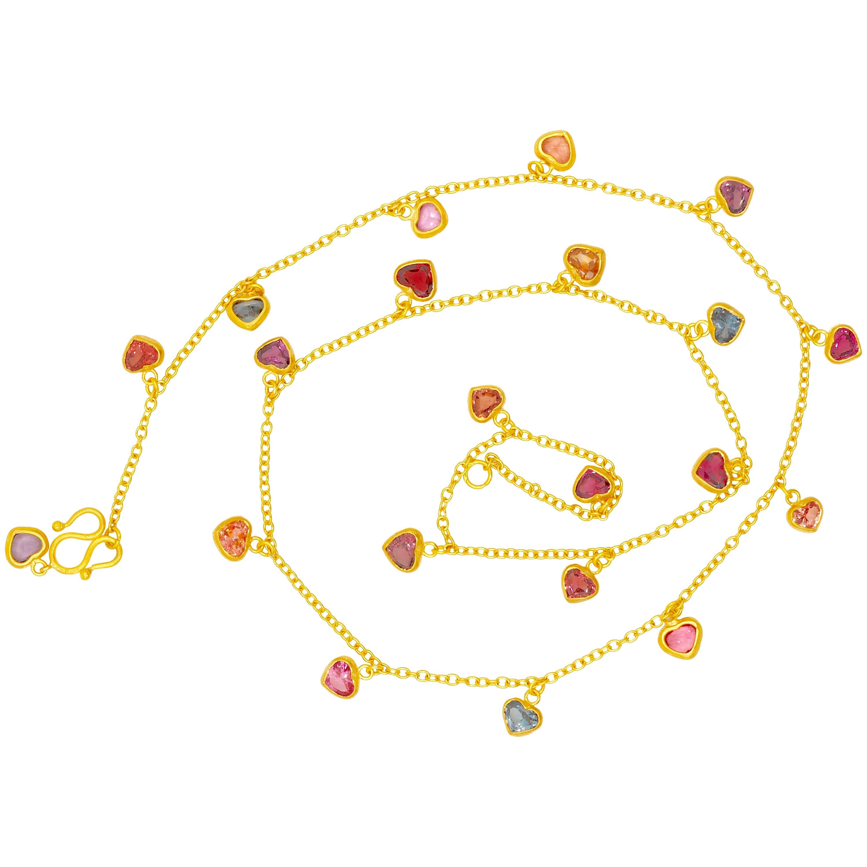 7.85cts Scrives Multicolour Heart Shape Spinels 22 karat Gold Necklace For Sale