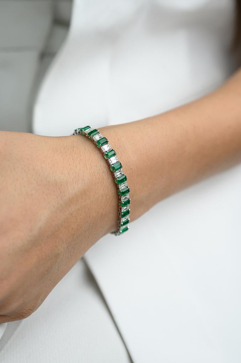 Art Deco 7.86 ct Emerald Tennis Bracelet 18k Solid White Gold, Christmas Gift For Grandma For Sale