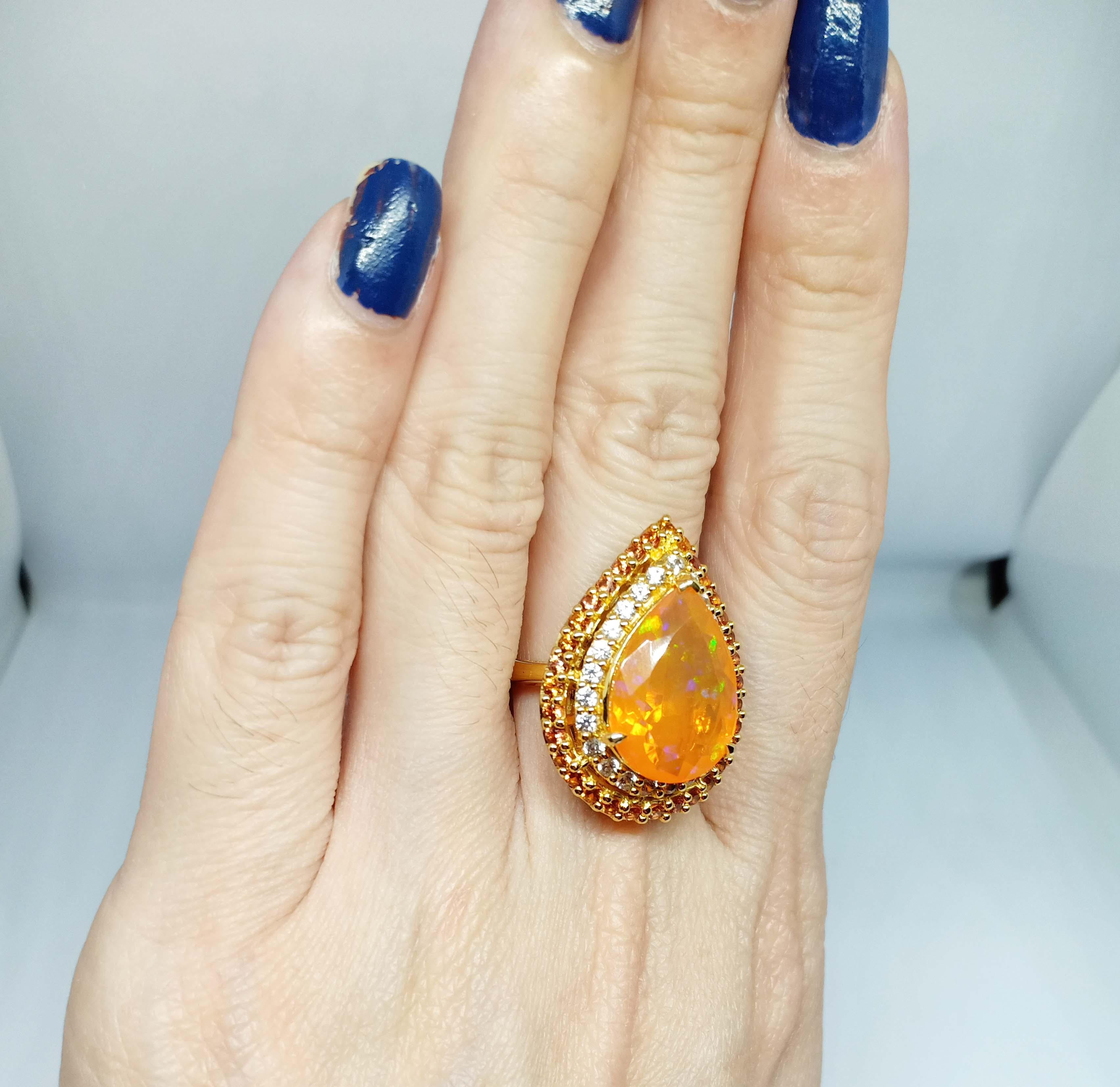7.86cts. Orange Opal Ring. Sterling Silver 18k gold Plated. For Sale 3