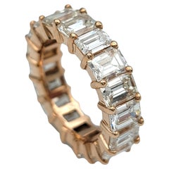 7.87 Carat Total Emerald Cut Diamond Eternity Band Ring in Rose Gold, G-H / VVS2