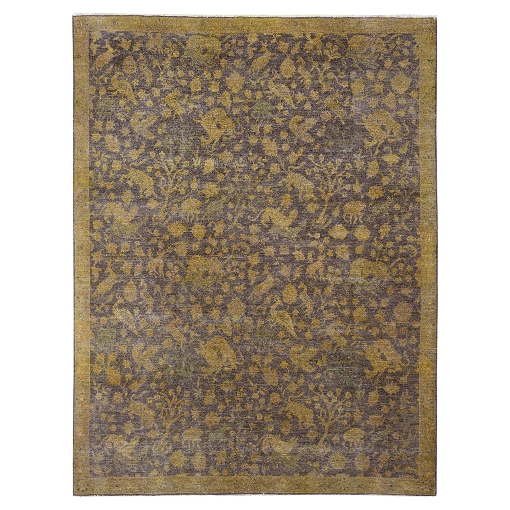 7'8 "x10'1" Marrone Sovratinto Design Persiano Scena di Caccia Tutta Lana Annodata a Mano Rugs in vendita