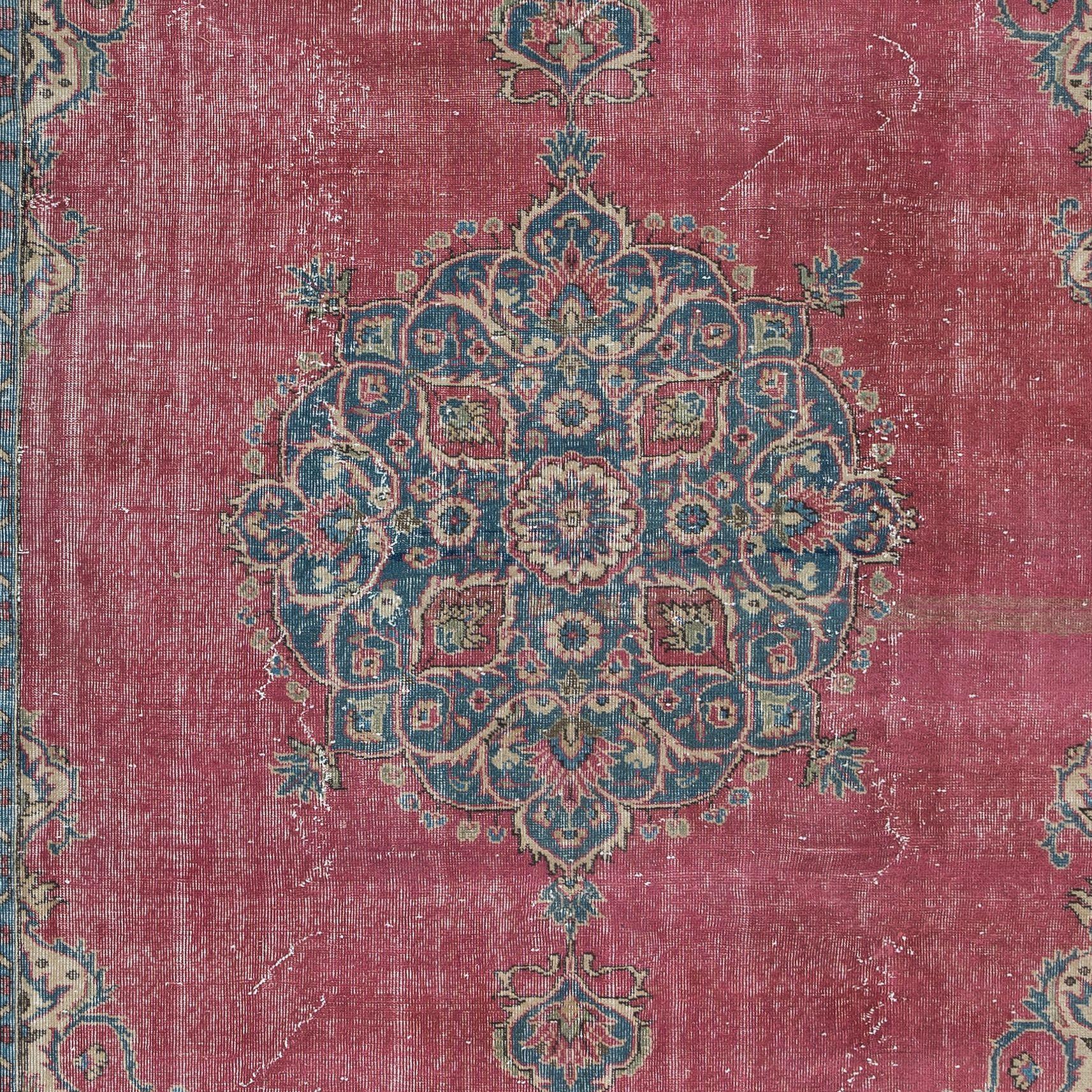 7.8x10,5 Ft Einzigartiger handgefertigter Anatolischer Vintage-Teppich in Rot & Dunkelblau, Anatolisch, Unikat (Handgeknüpft) im Angebot