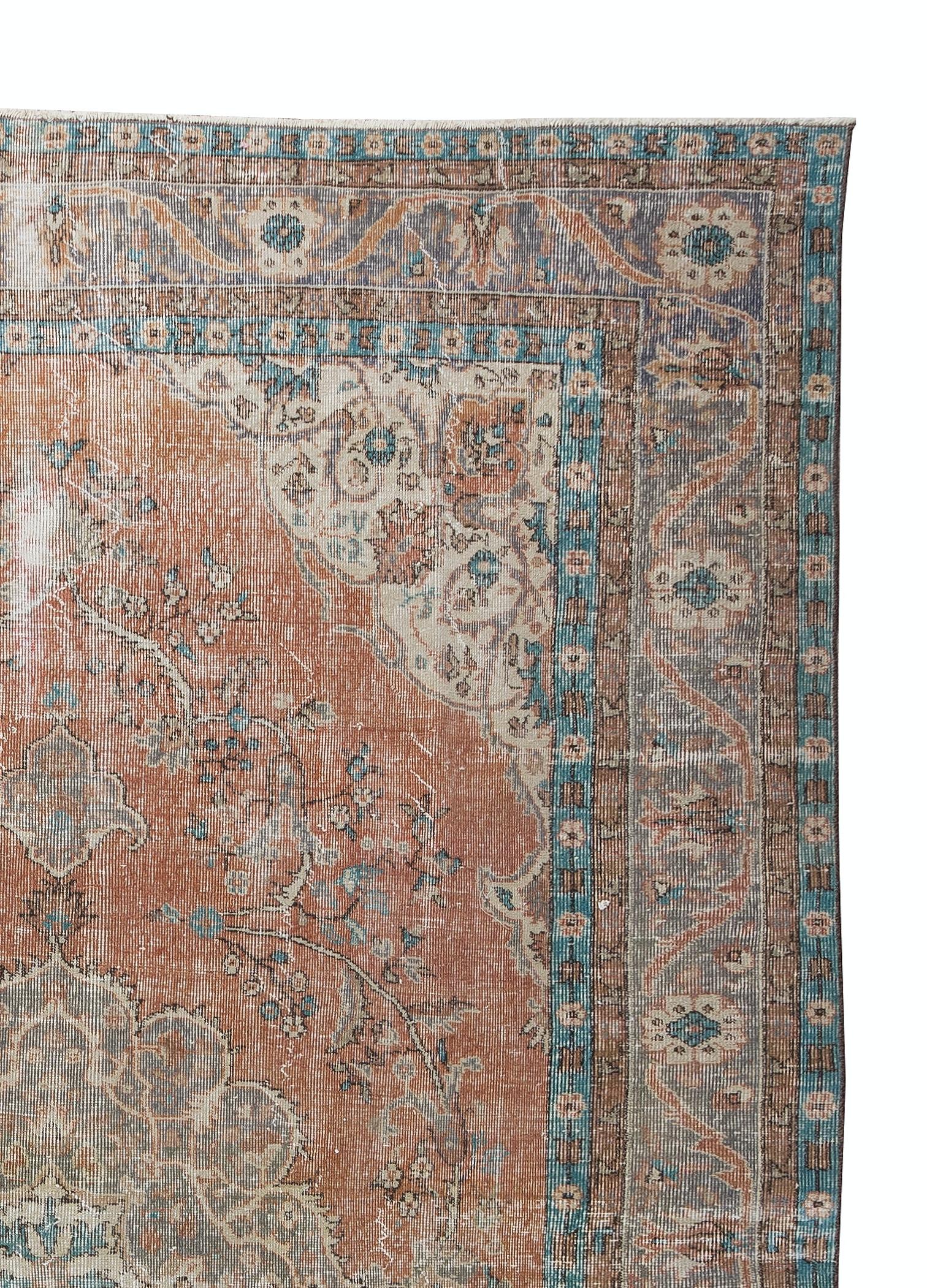 Tessuto a mano 7.8x10.7 Ft Un esemplare unico di tappeto turco antico annodato a mano di grandi dimensioni, Circa 1950 in vendita