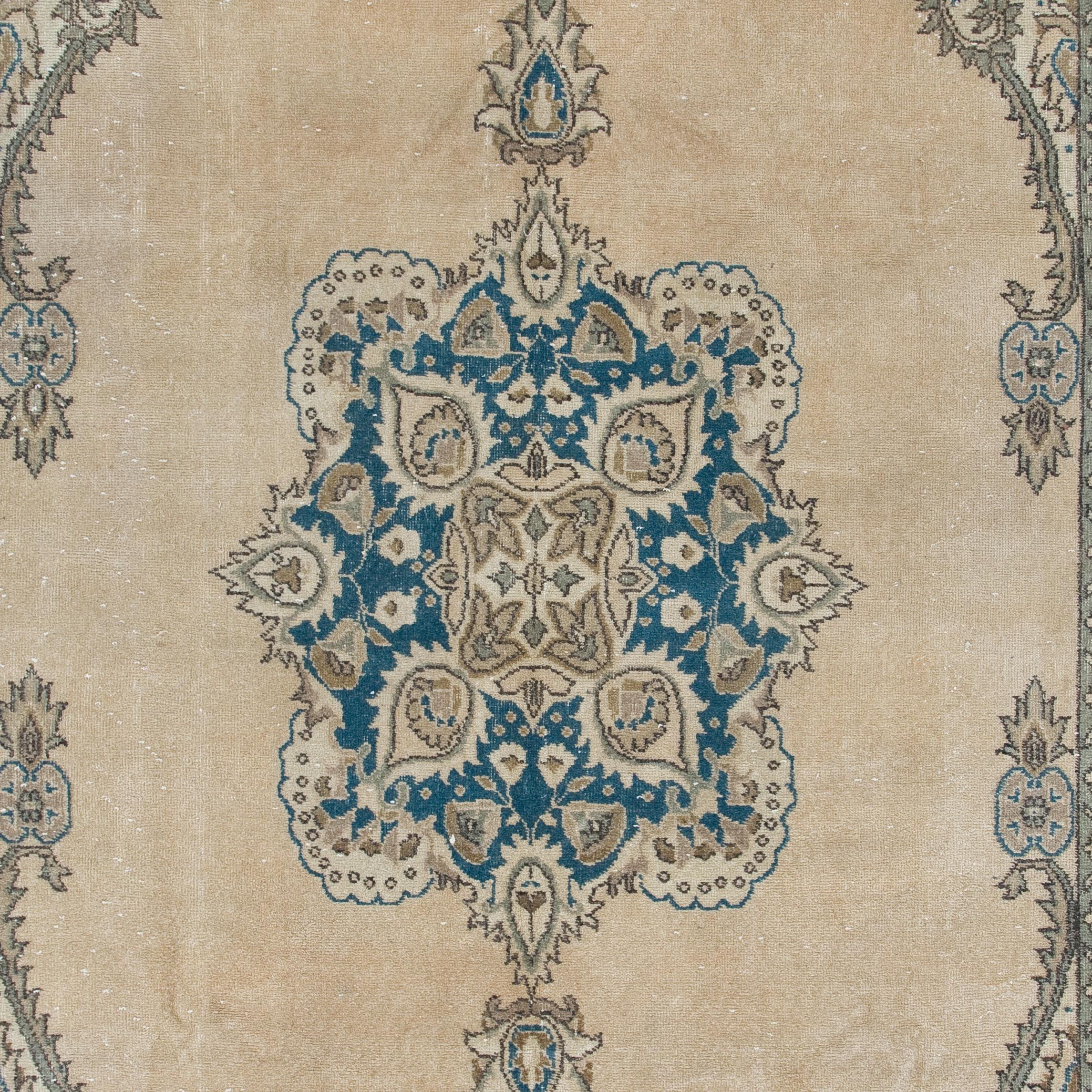 Turc 7.8x11.4 Ft Handmade Vintage Anatolian Oushak Area Rug, Traditional Wool Carpet (Tapis de laine traditionnel) en vente
