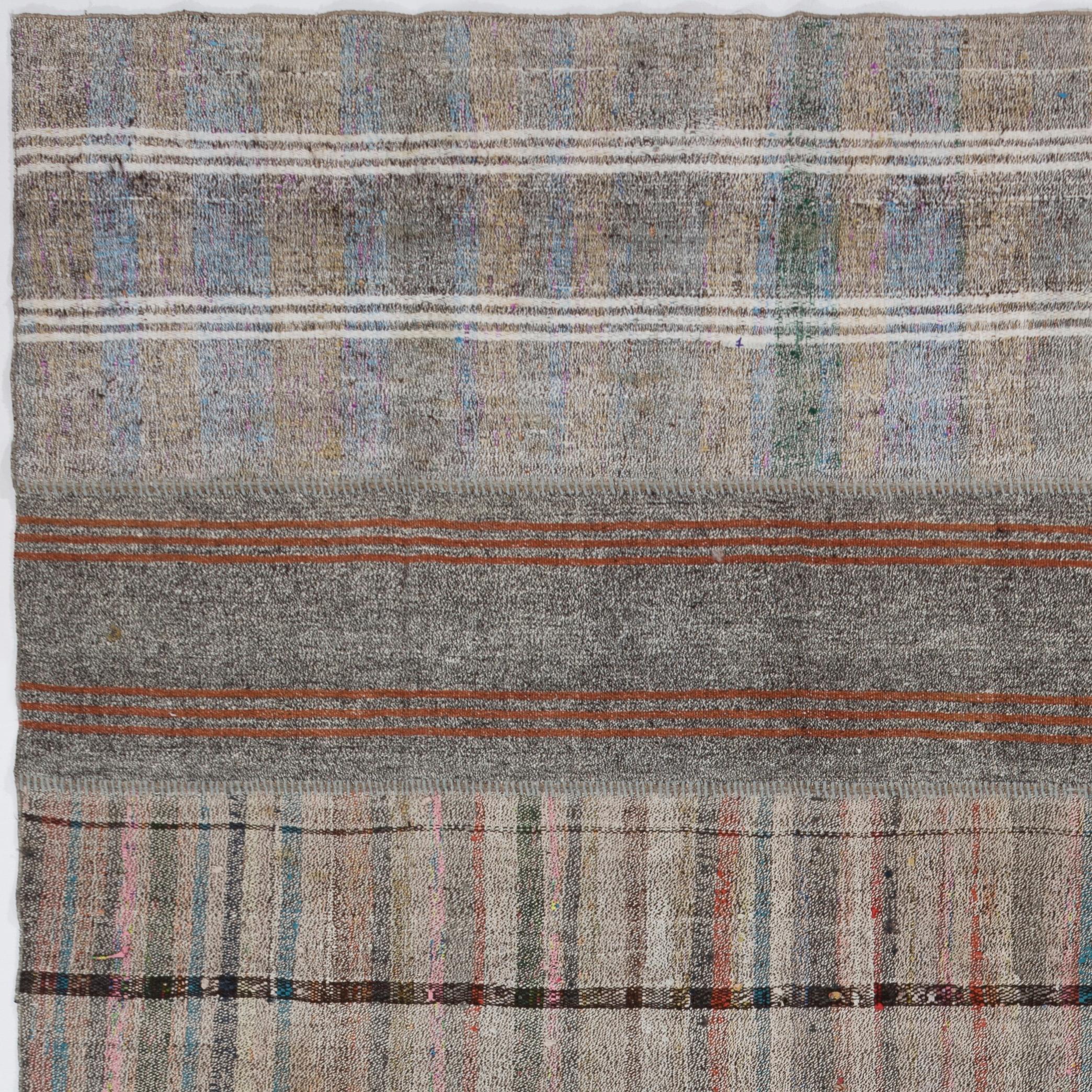 7.8x12.3 ft Vintage Nomadic Hand-Woven Cotton and Goat Hair Turkish Kilim Rug In Good Condition For Sale In Philadelphia, PA