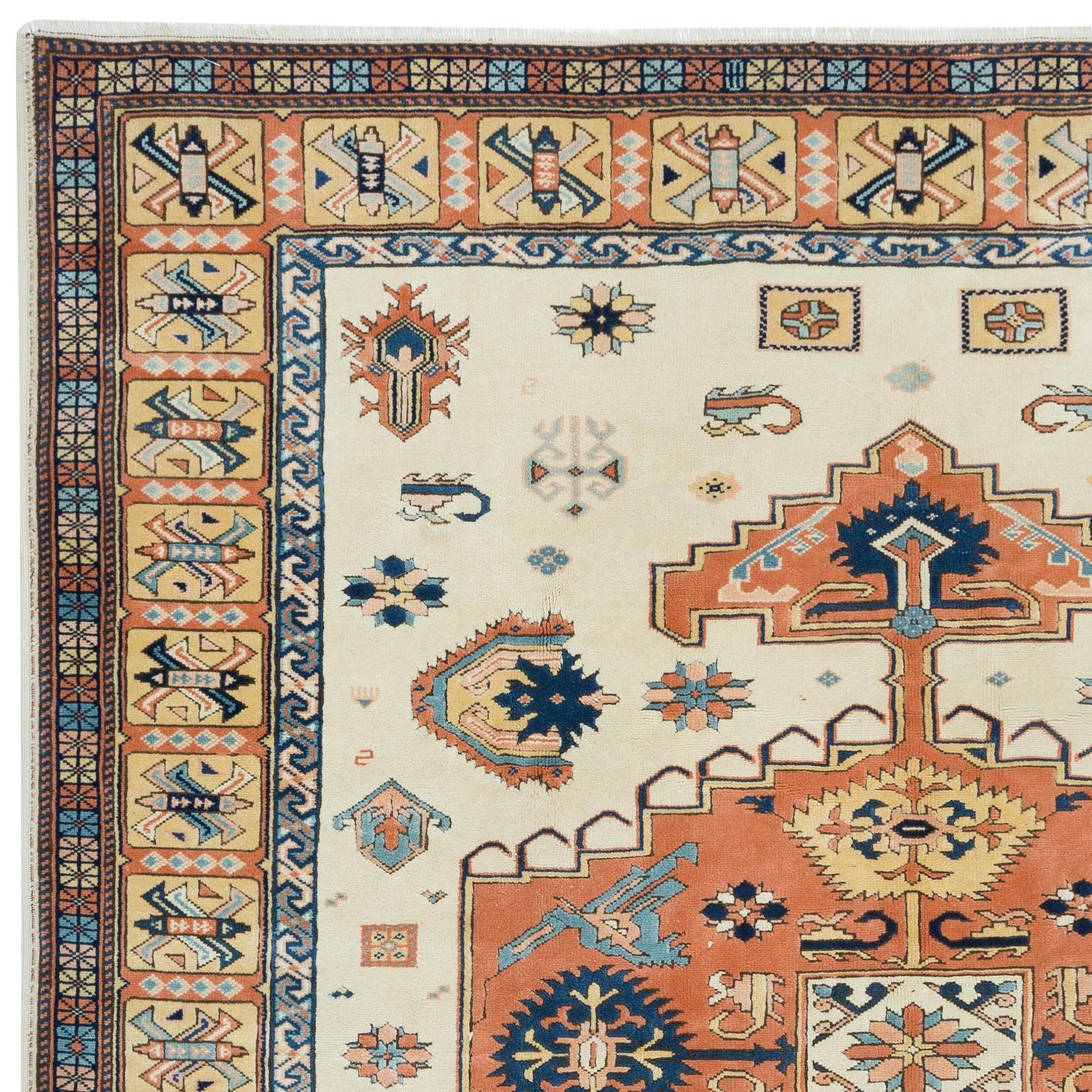 7,8x9.2 Ft Traditioneller handgefertigter türkischer Vintage-Teppich mit Medaillon, 100 % Wolle, handgefertigt (Handgeknüpft) im Angebot