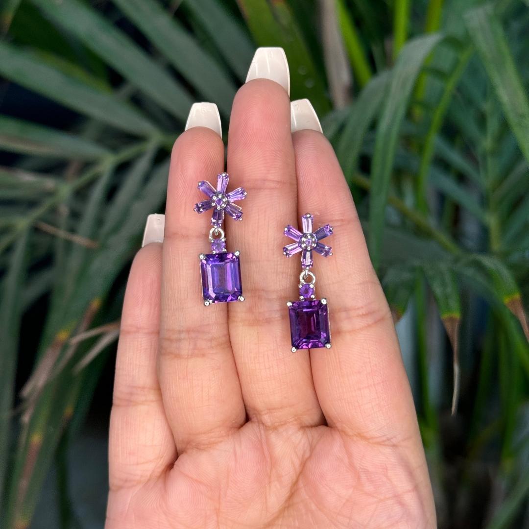7.9 Carat Mixed Cut Amethyst Drop Sterling Silver Earrings for Mother In New Condition For Sale In New York, NY
