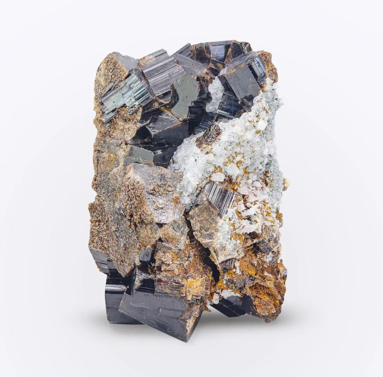 79 grammi di cristalli di vesuvianite lucida su Matrix dal Pakistan In condizioni buone in vendita a Peshawar, PK