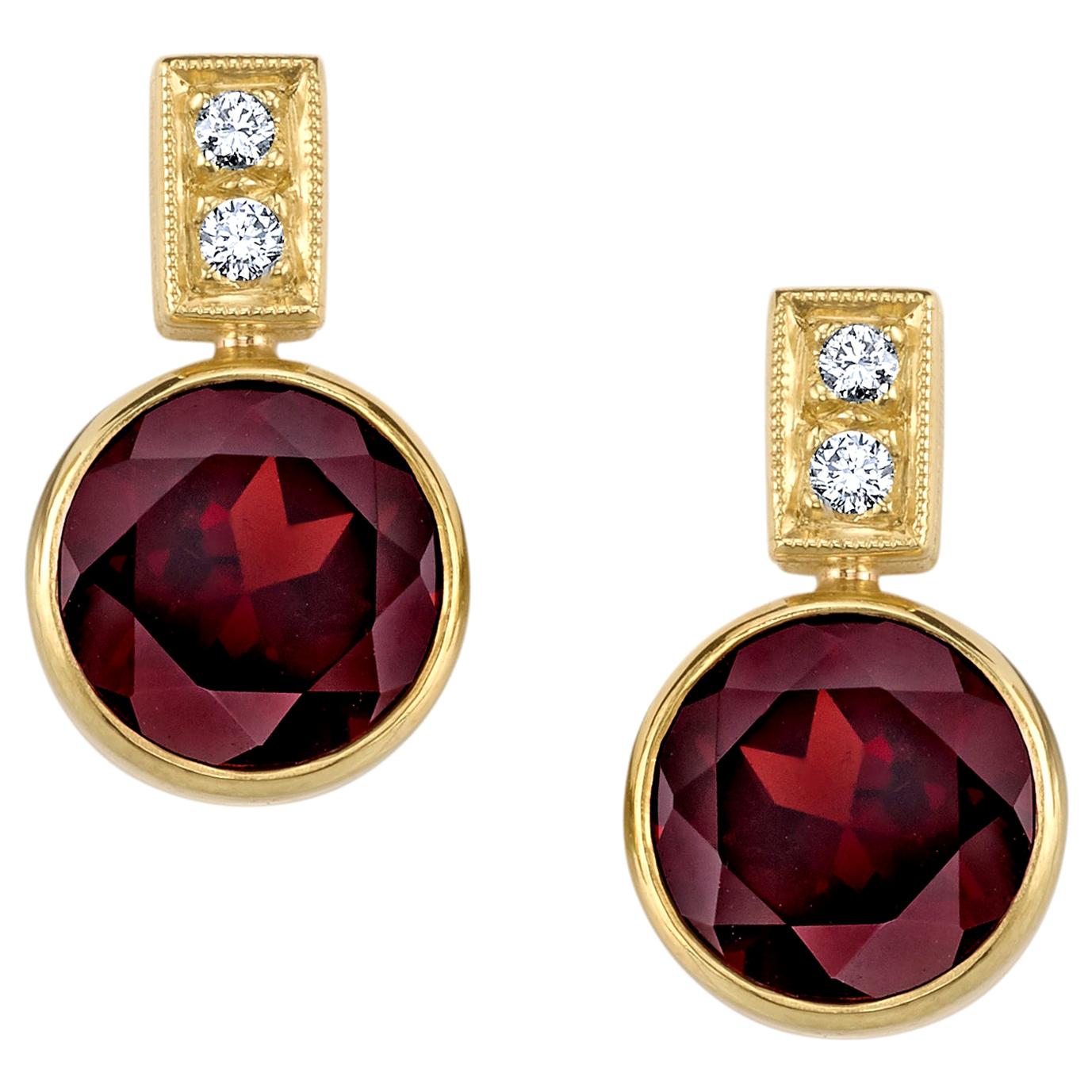 Red Garnet and Diamond Drop Earrings in 18k Yellow Gold, 7.90 Carats Total