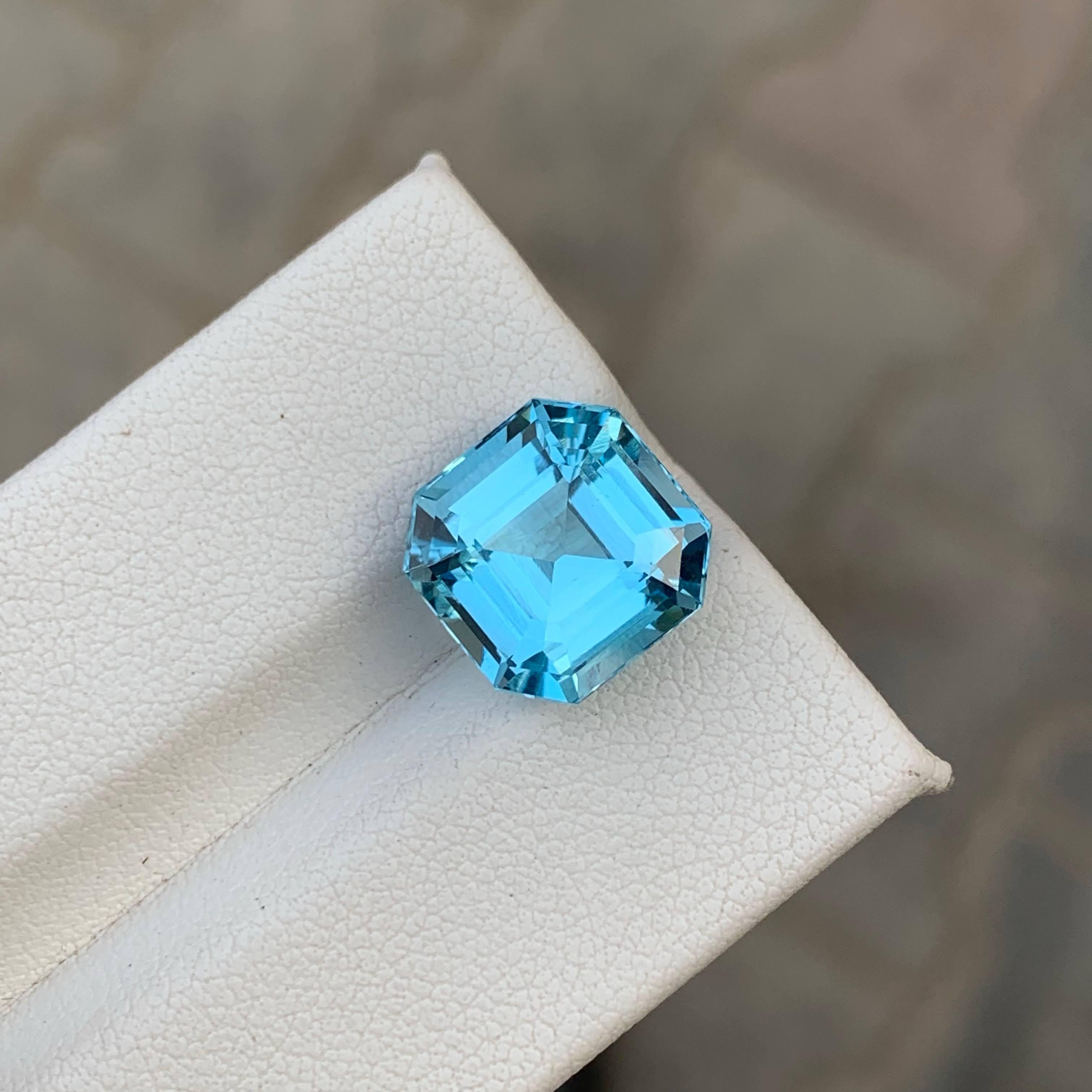 Topacio azul suizo suelto natural de 7,90 quilates Piedra preciosa africana talla Asscher Moderno en venta