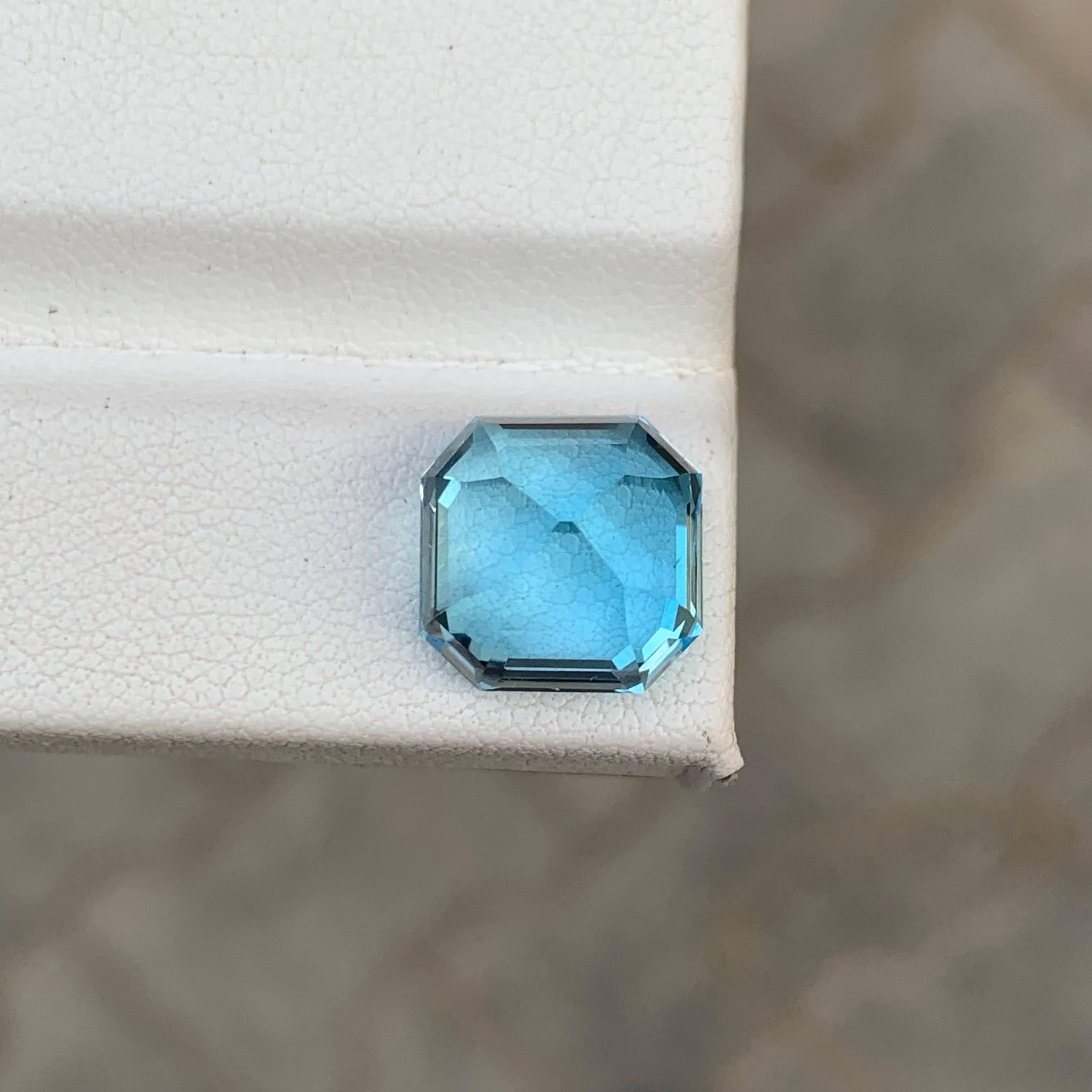 Femenino o masculino Topacio azul suizo suelto natural de 7,90 quilates Piedra preciosa africana talla Asscher en venta