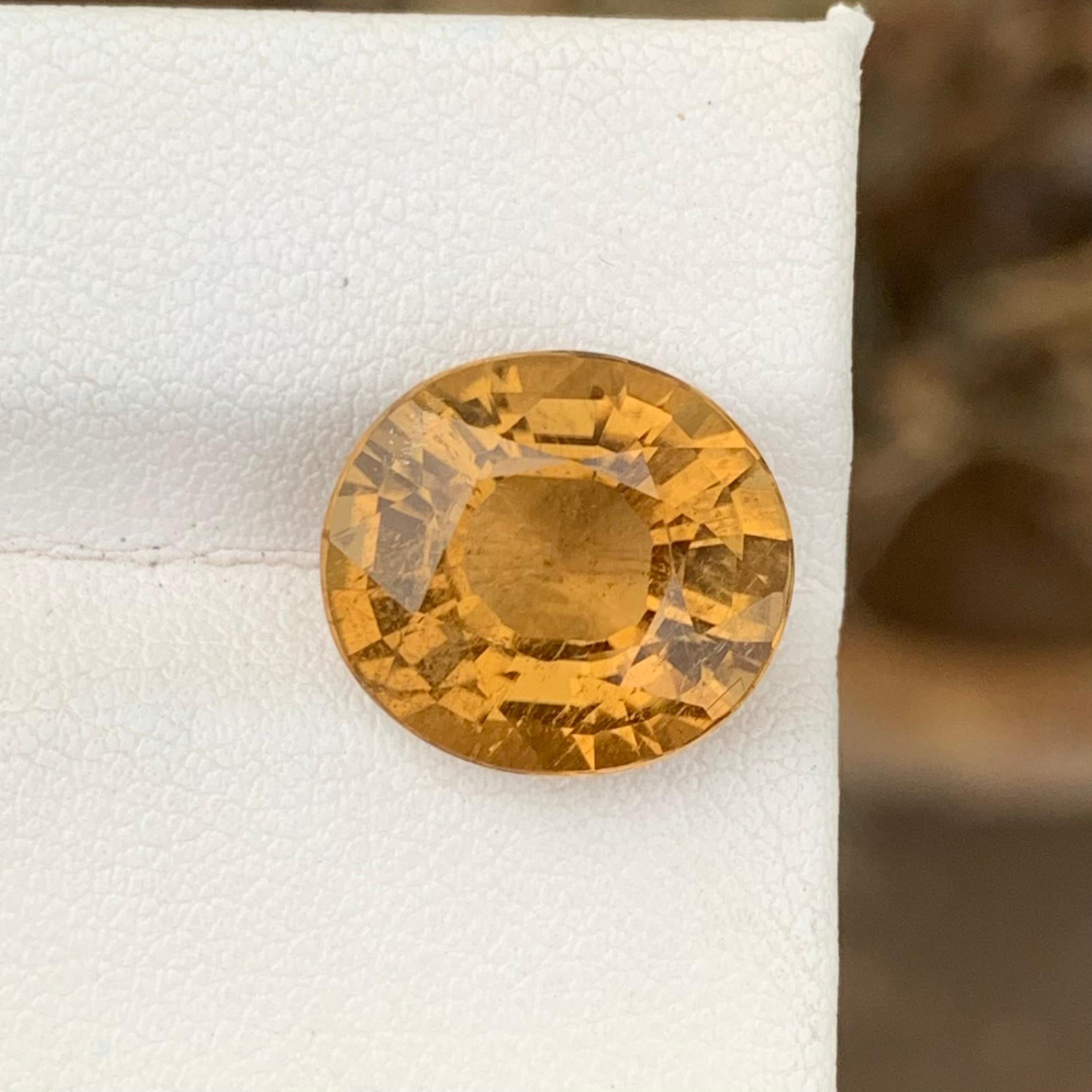 Cushion Cut 7.90 Carat Natural Yellow Canary Tourmaline Loose Gemstone For Jewelry Making  For Sale