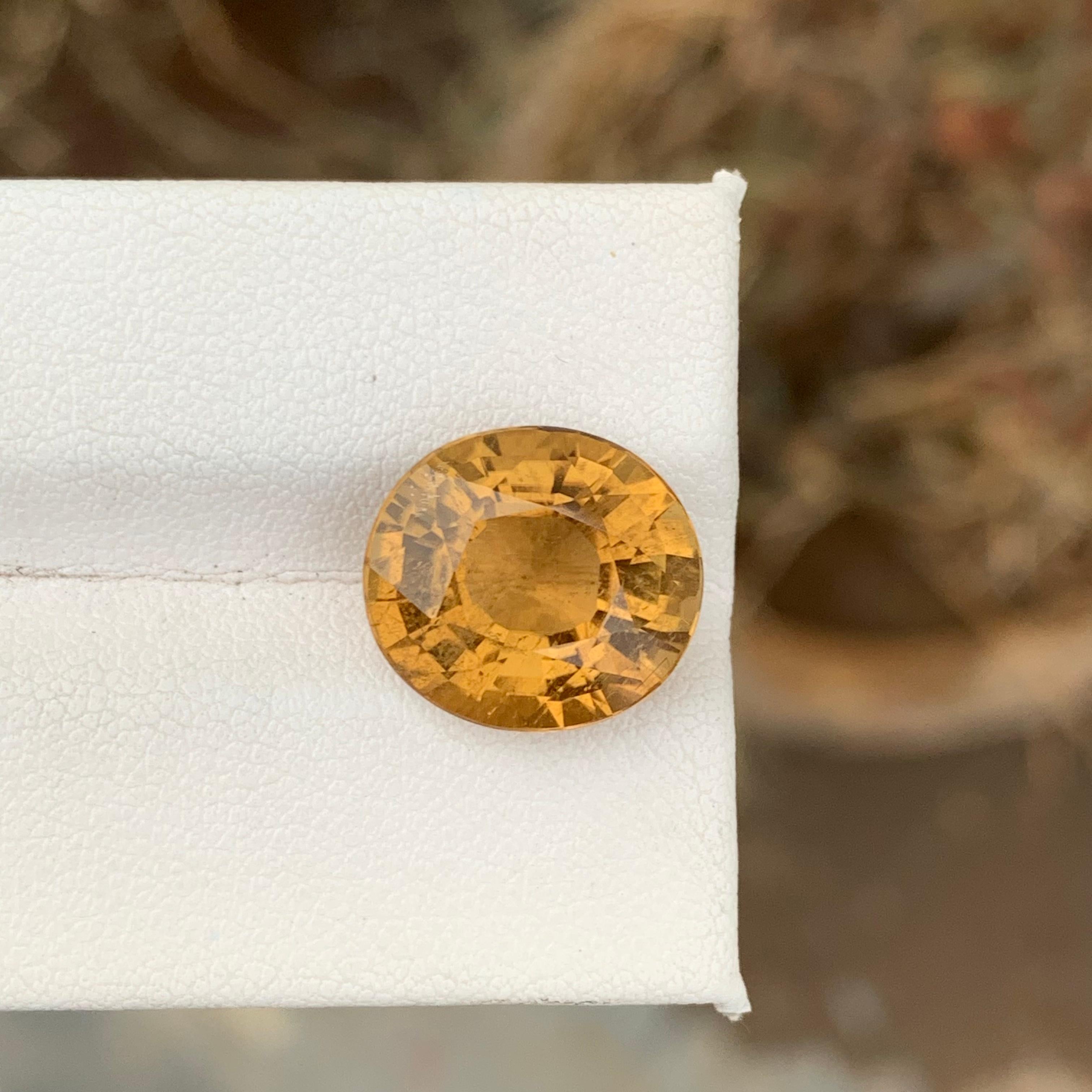 7.90 Carat Natural Yellow Canary Tourmaline Loose Gemstone For Jewelry Making  In New Condition For Sale In Peshawar, PK
