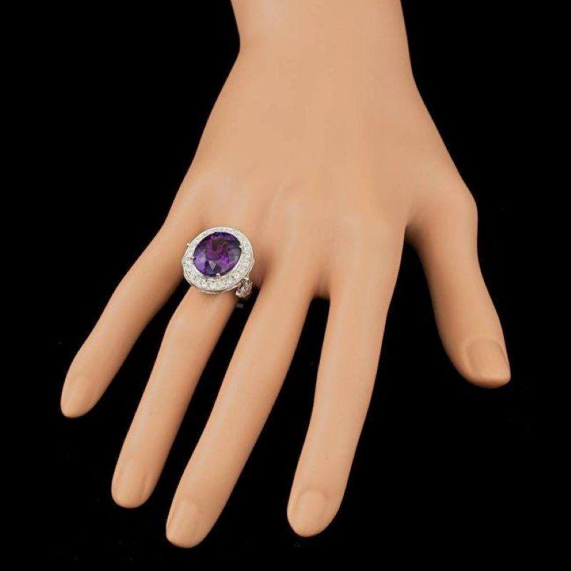 7.90 Carats Natural Amethyst and Diamond 14K Solid White Gold Ring In New Condition For Sale In Los Angeles, CA