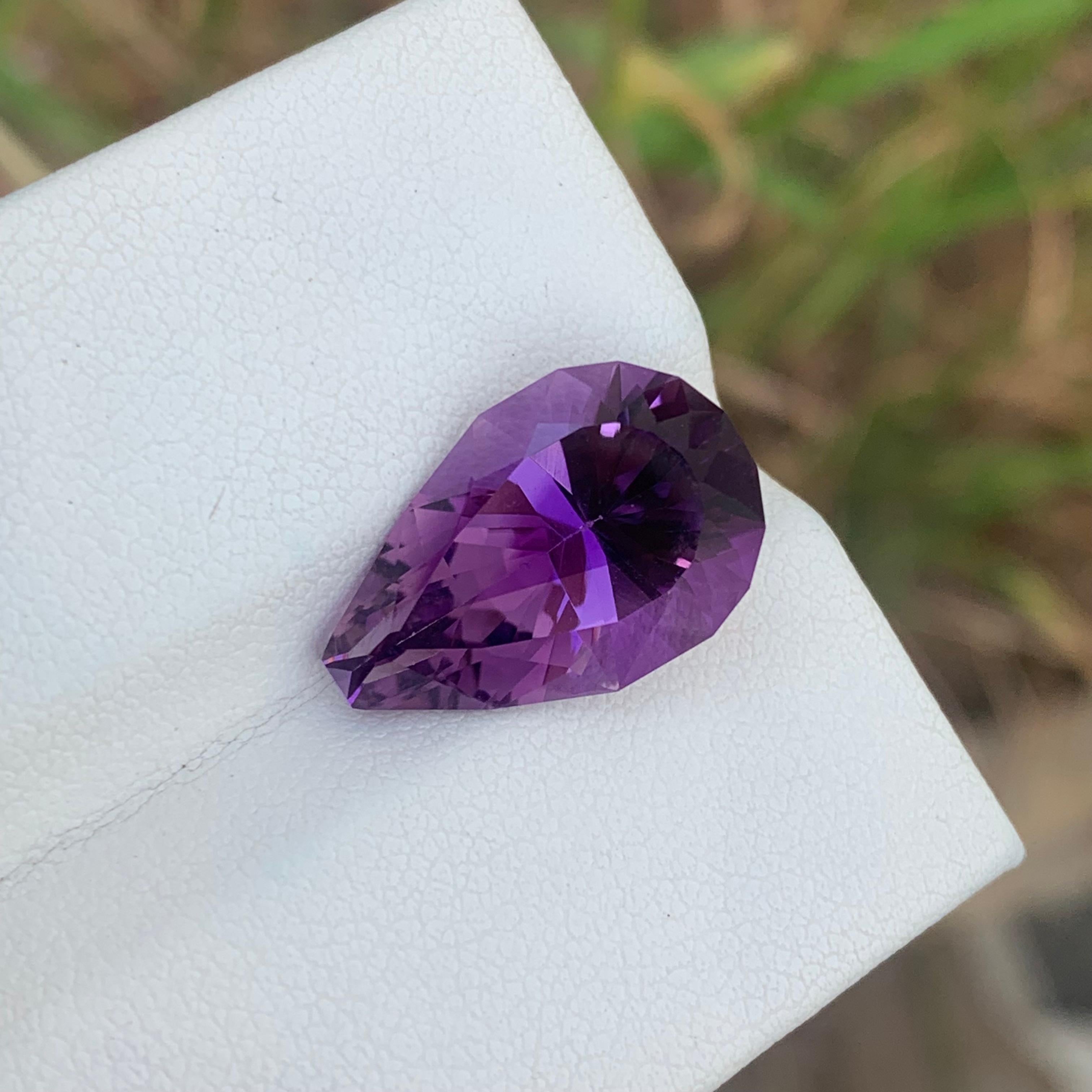 7.90 Carats Natural Loose Purple Amethyst Pear Shape Gemstone (Améthyste violette en forme de poire)  en vente 3