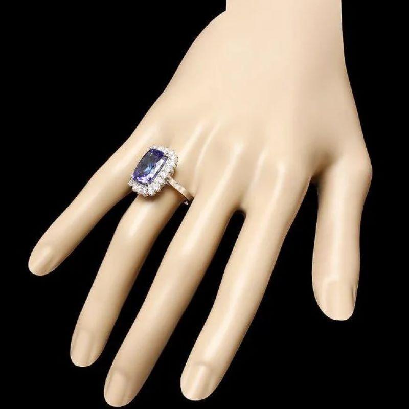 7.90 Carats Natural Tanzanite and Diamond 18K Solid White Gold Ring In New Condition For Sale In Los Angeles, CA