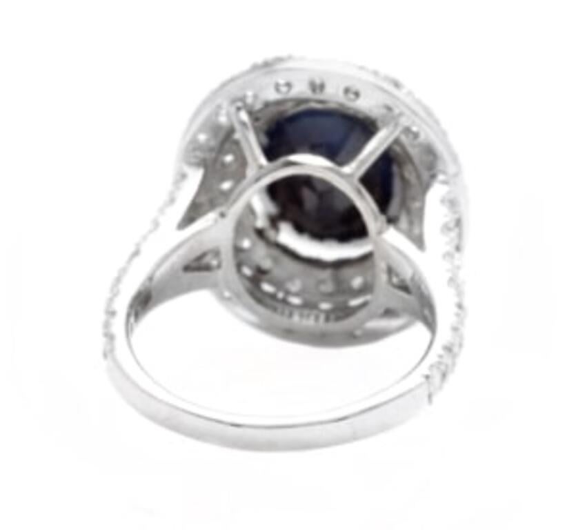 7.90 Carat Natural Blue Sapphire and Diamond 14 Karat Solid White Gold Ring In New Condition For Sale In Los Angeles, CA