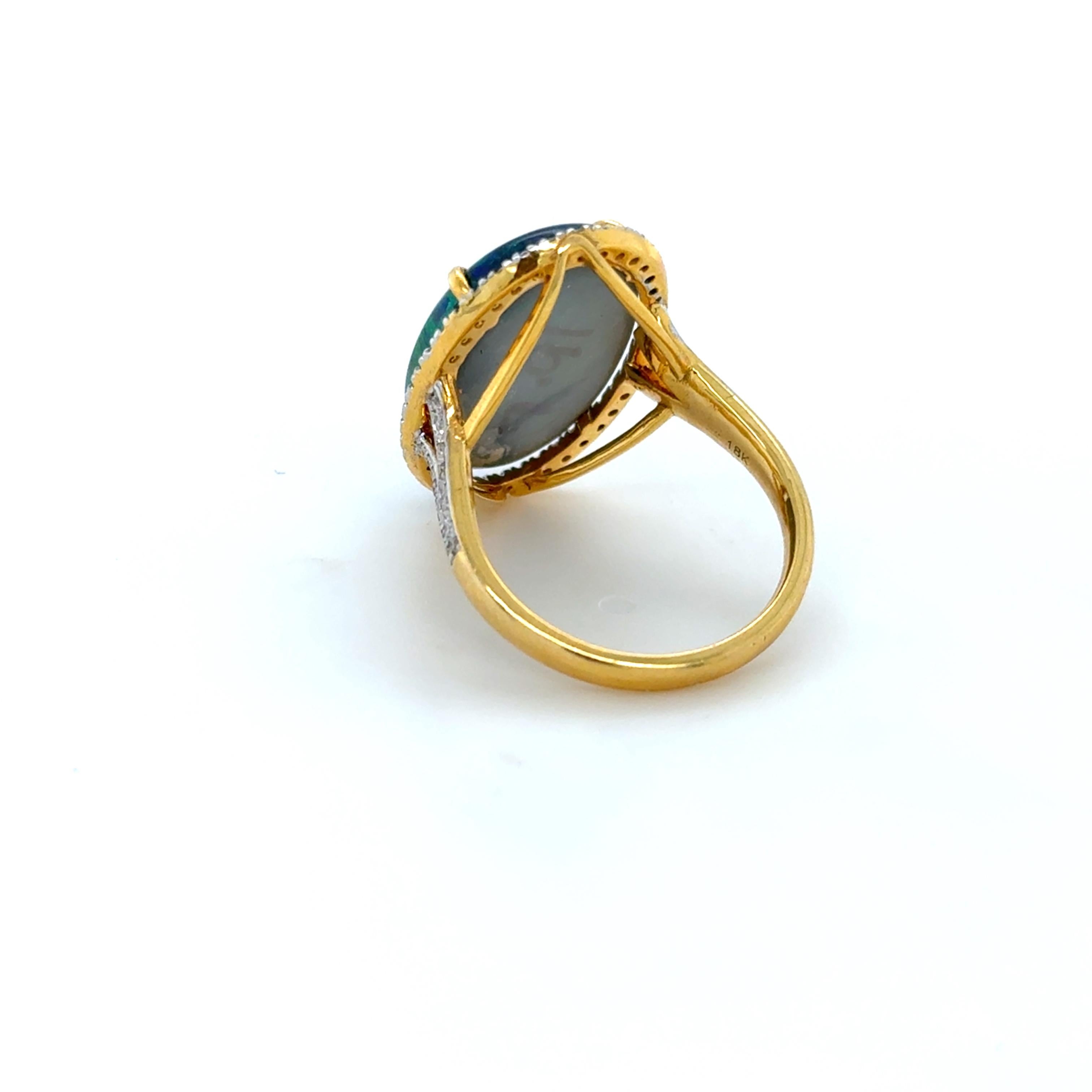 Bague en opale noire et diamants de 7,91 carats Excellent état - En vente à Chicago, IL