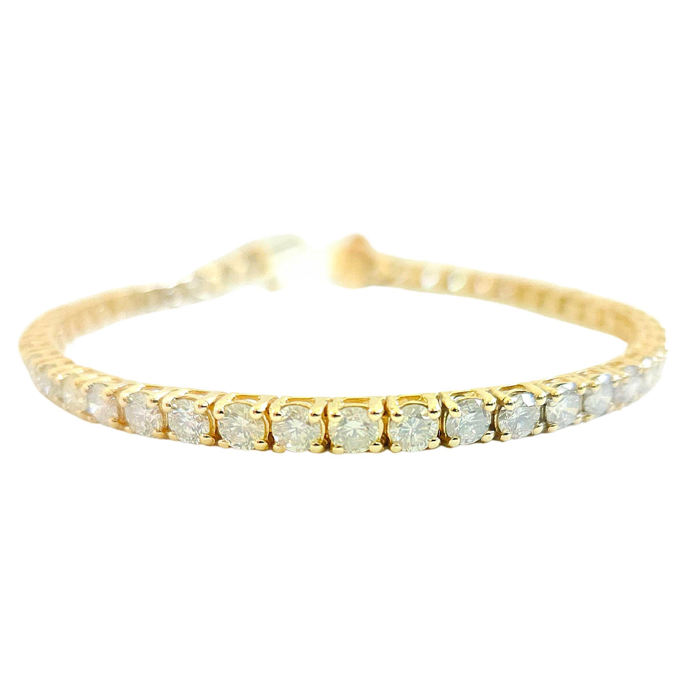 7.91 Carat Round Brilliant Cut Diamond Tennis Bracelet 14 Karat Yellow Gold For Sale