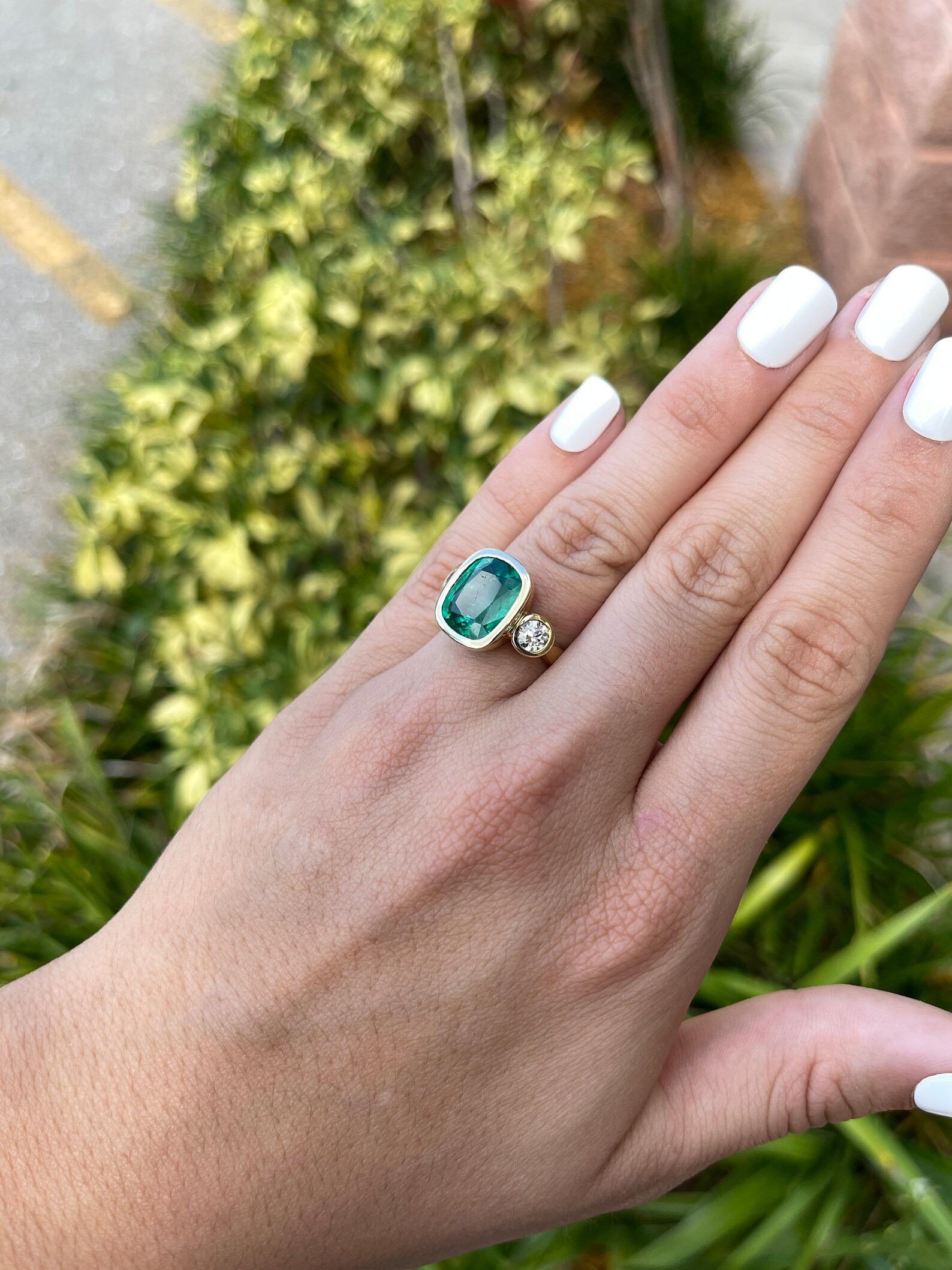 7.92tcw Top Quality AAA Emerald-Cushion Cut & Round Diamond Three Stone Ring 18K For Sale 1