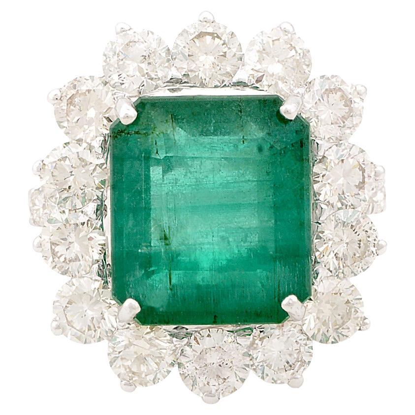 7.93 Carat Emerald 3.50 Carat Diamond 14 Karat Gold Ring For Sale