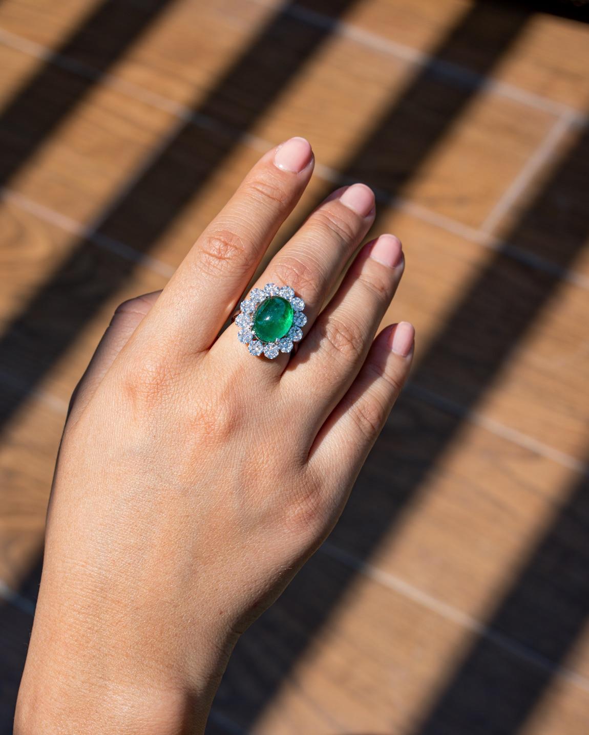 Women's or Men's 7.93 Carat Emerald and Diamond Cocktail Ring For Sale