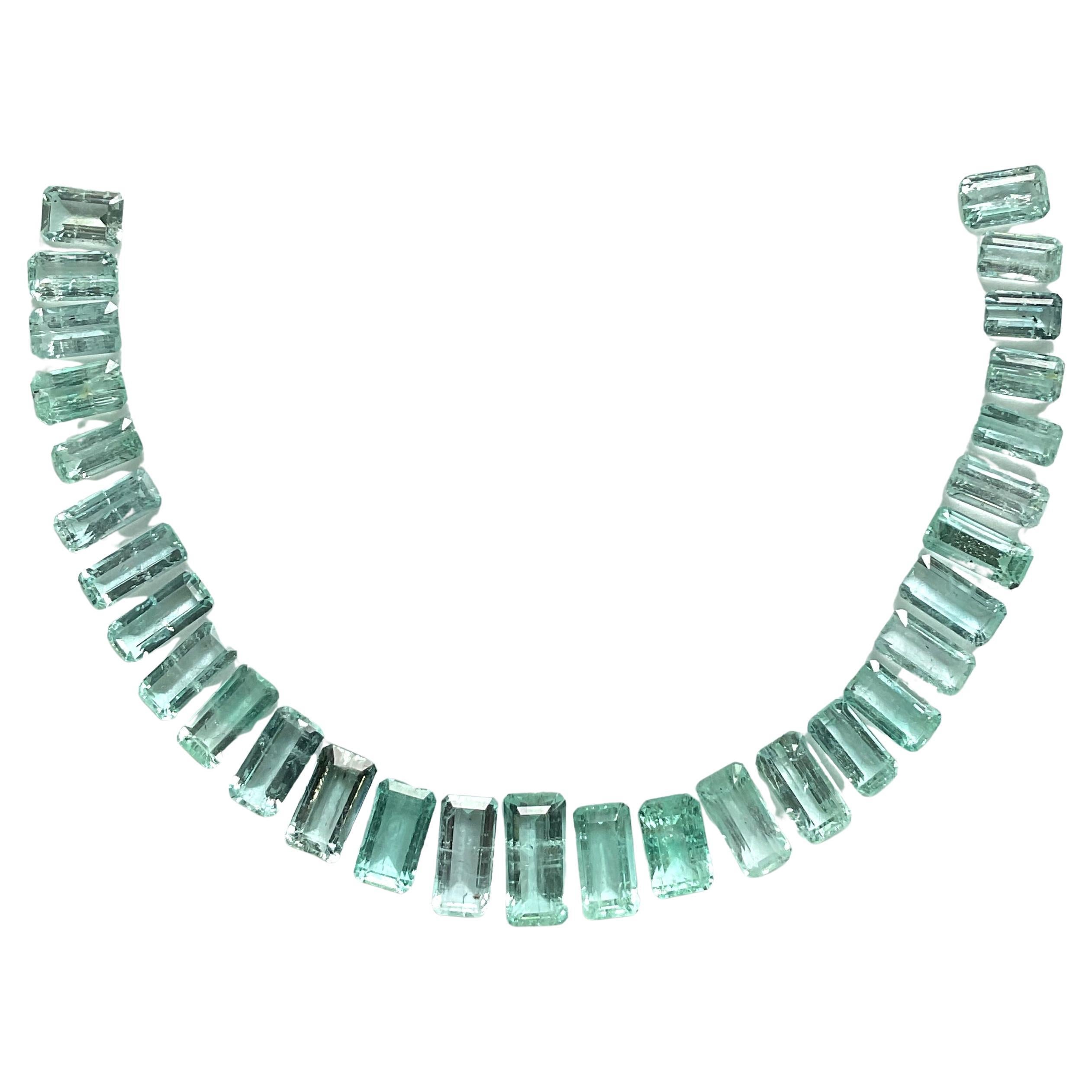 79,34 Karat Nigeria Smaragd Oktagon Schliff Stein Layout Feiner Schmuck Natürlicher Edelstein