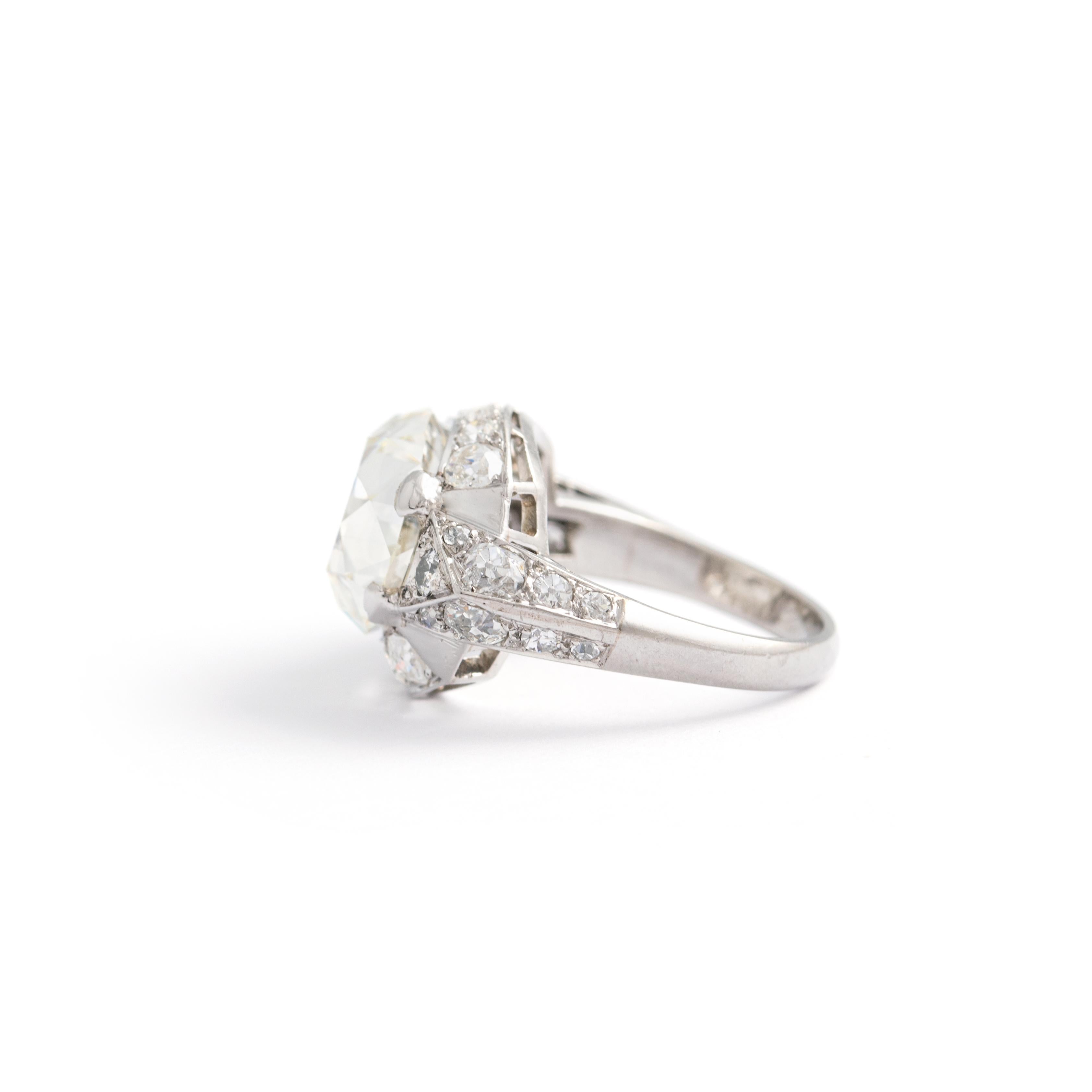 Women's or Men's 7.94 carat Old Mine cut Diamond Platinum Ring French 1930S For Sale